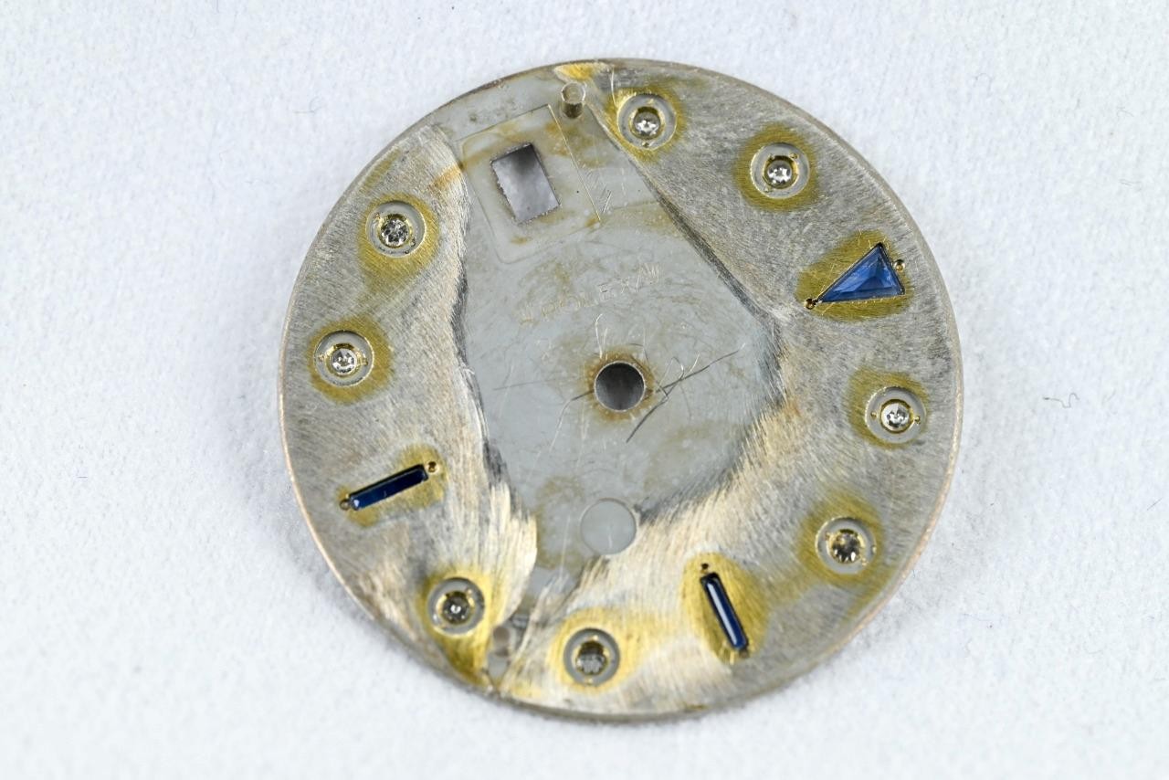 Genuine Rolex Serti Submariner Silver Dial – Diamonds & Sapphires 16803 16613