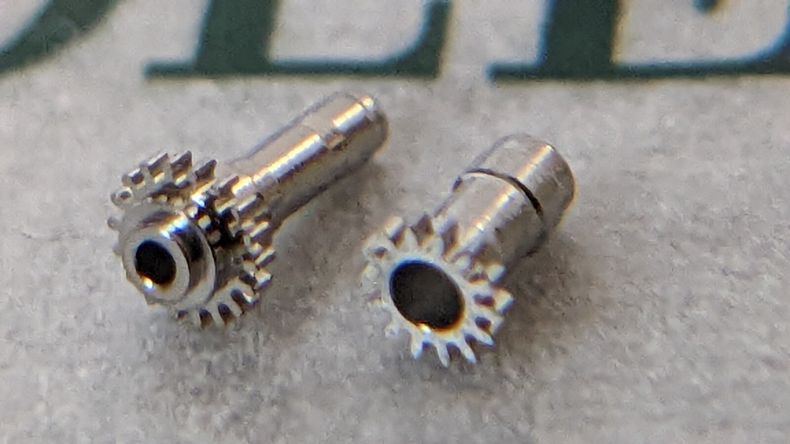 Rolex Genuine 2235-335 Cannon Pinnion With Minute Pinnion New With Open Package