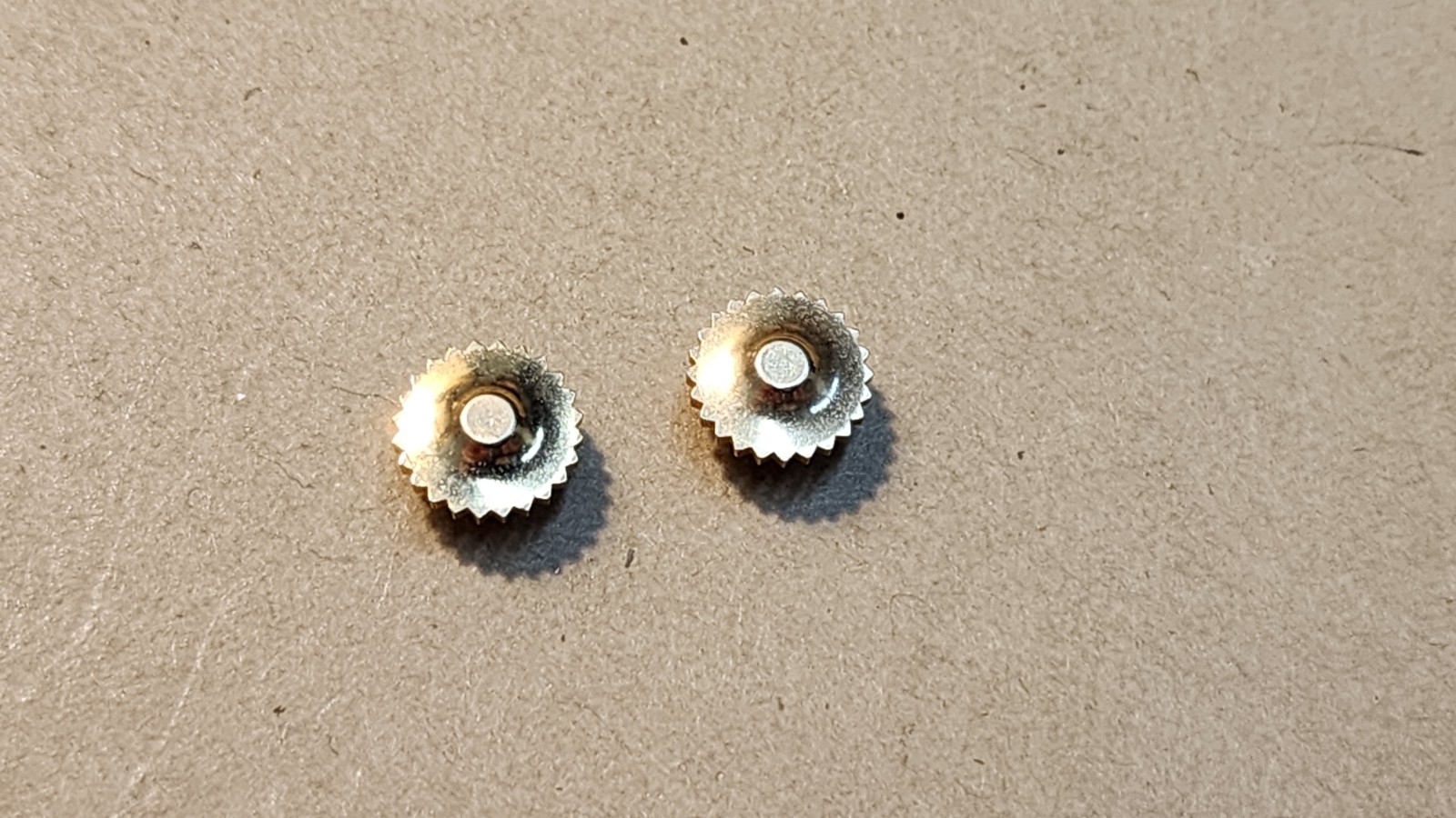 Lot Of 2 Vintage NOS Pocket/Wristwatch Tap 7 Yell GF Dustproof Crowns 7.2mm Diam