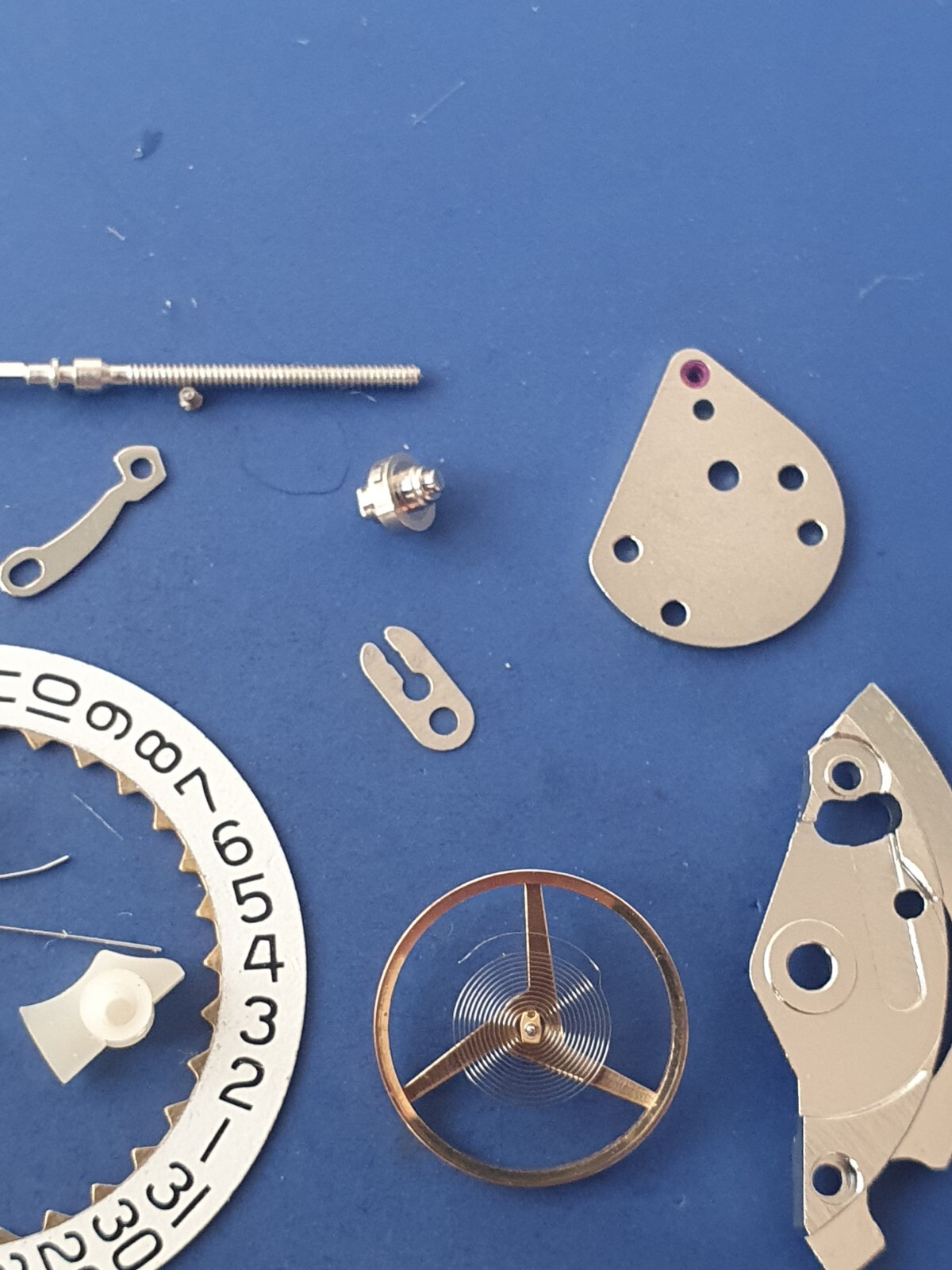 TISSOT 784-2 ORIGINAL PARTS (Single Sales Possibility)