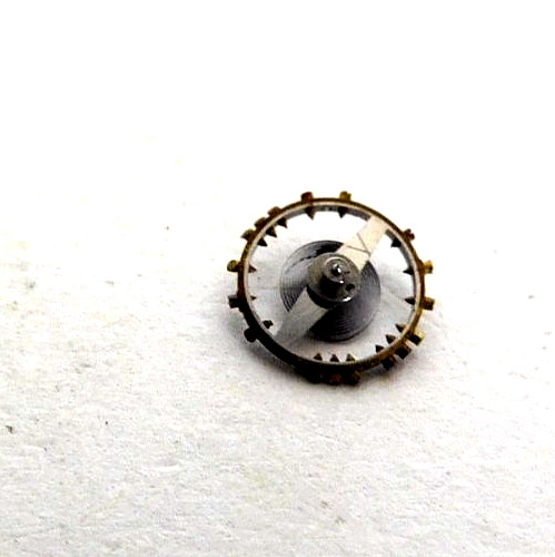 ELGIN 535 COMPLETE BALANCE WHEEL NEEDS ROLLER JEWEL. USED