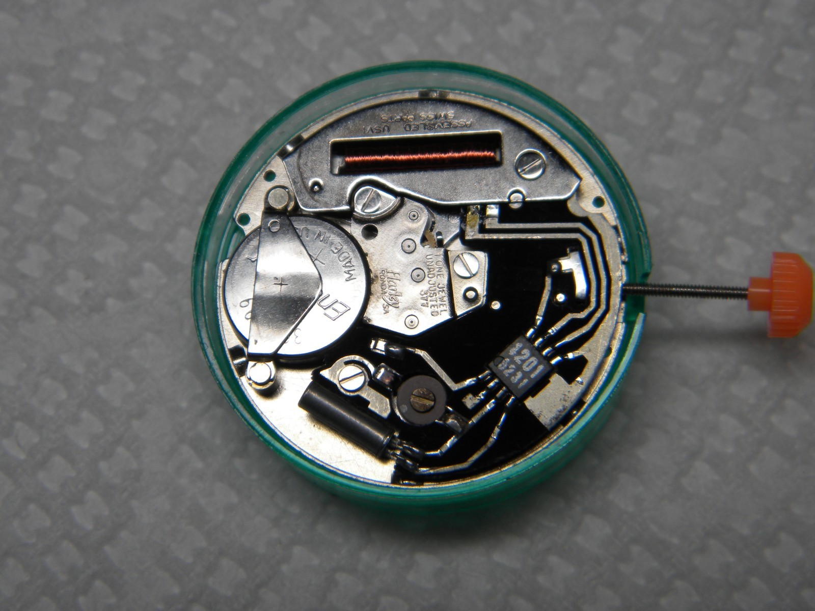 Harley Ronda 377 Quartz NOS Wrist Watch Movement with Day/Date Running for Parts