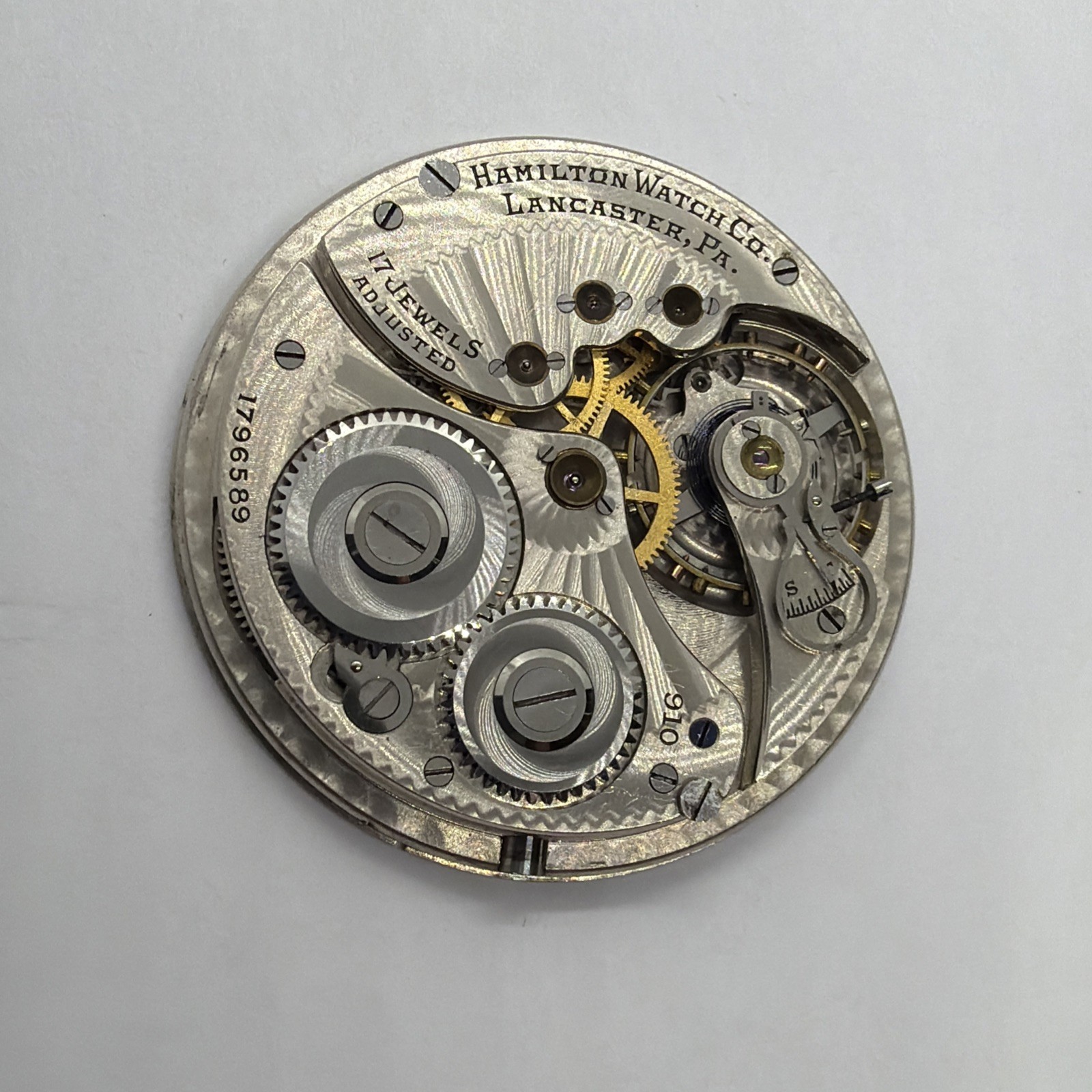 Vintage Hamilton Grade 910 12s 17J OF Pocket Watch Movement 589