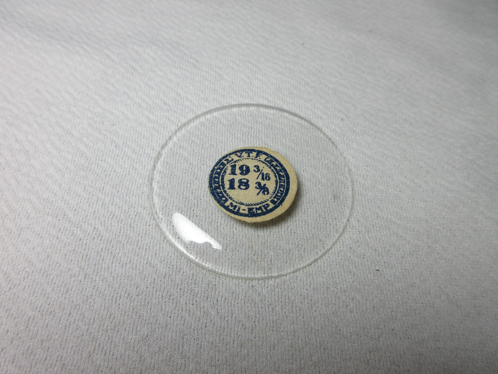 GLASS POCKET WATCH CRYSTAL WATCHMAKER SIZE 19 3/16 MI EMP REPLACEMENT PART #T19