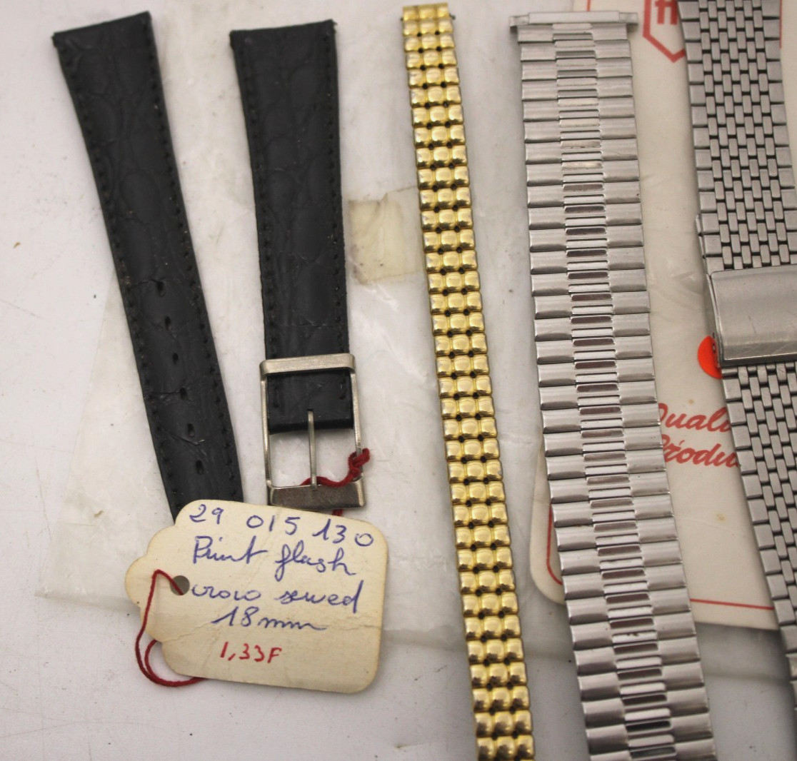 Quantity of Mixed Type Watchmakers Spare Straps, Various Lug Widths