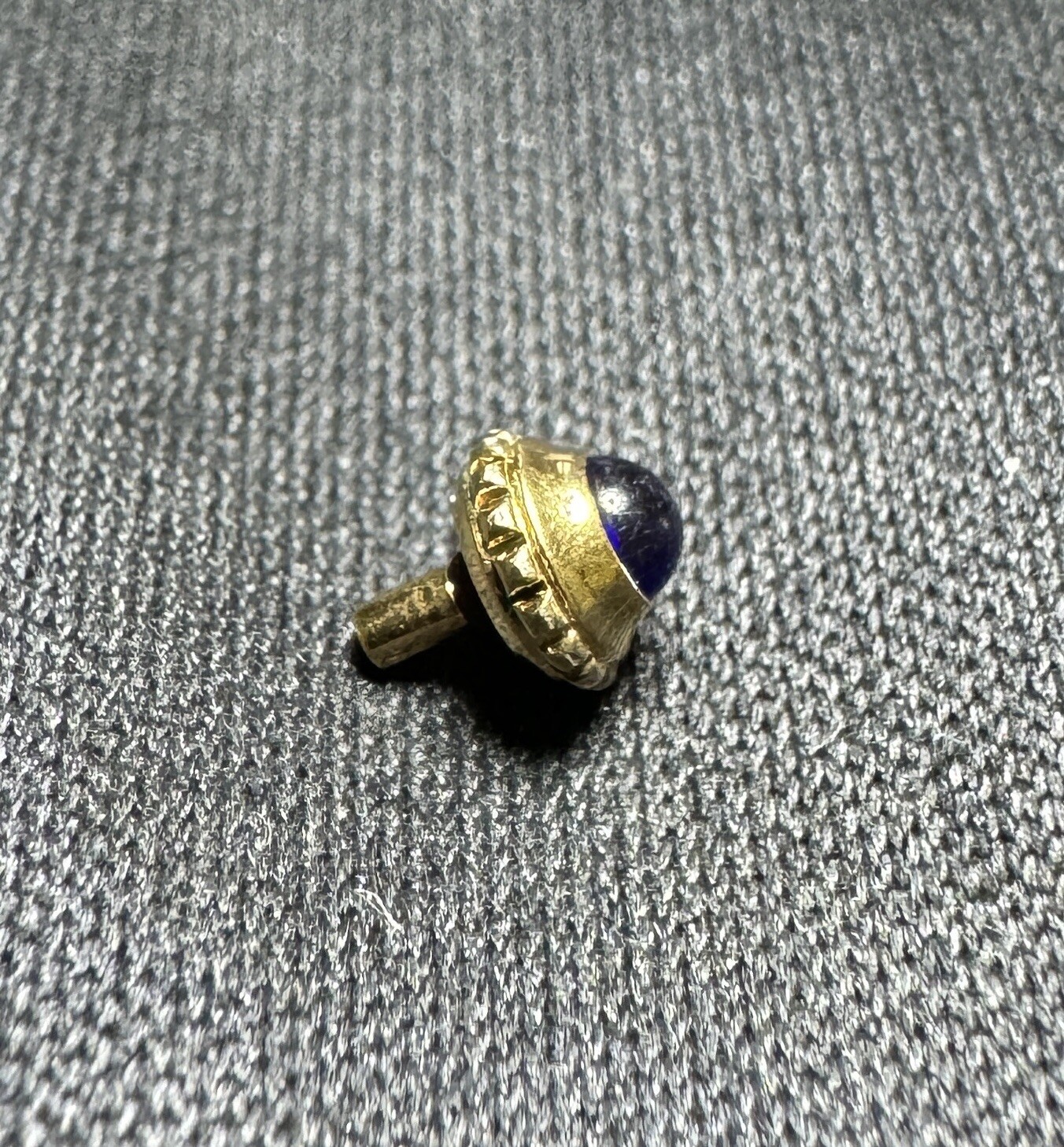 Genuine Cartier Crown Gold Plate With Blue Sapphire Stone 4.4 mm Tube 1.6 mm C22