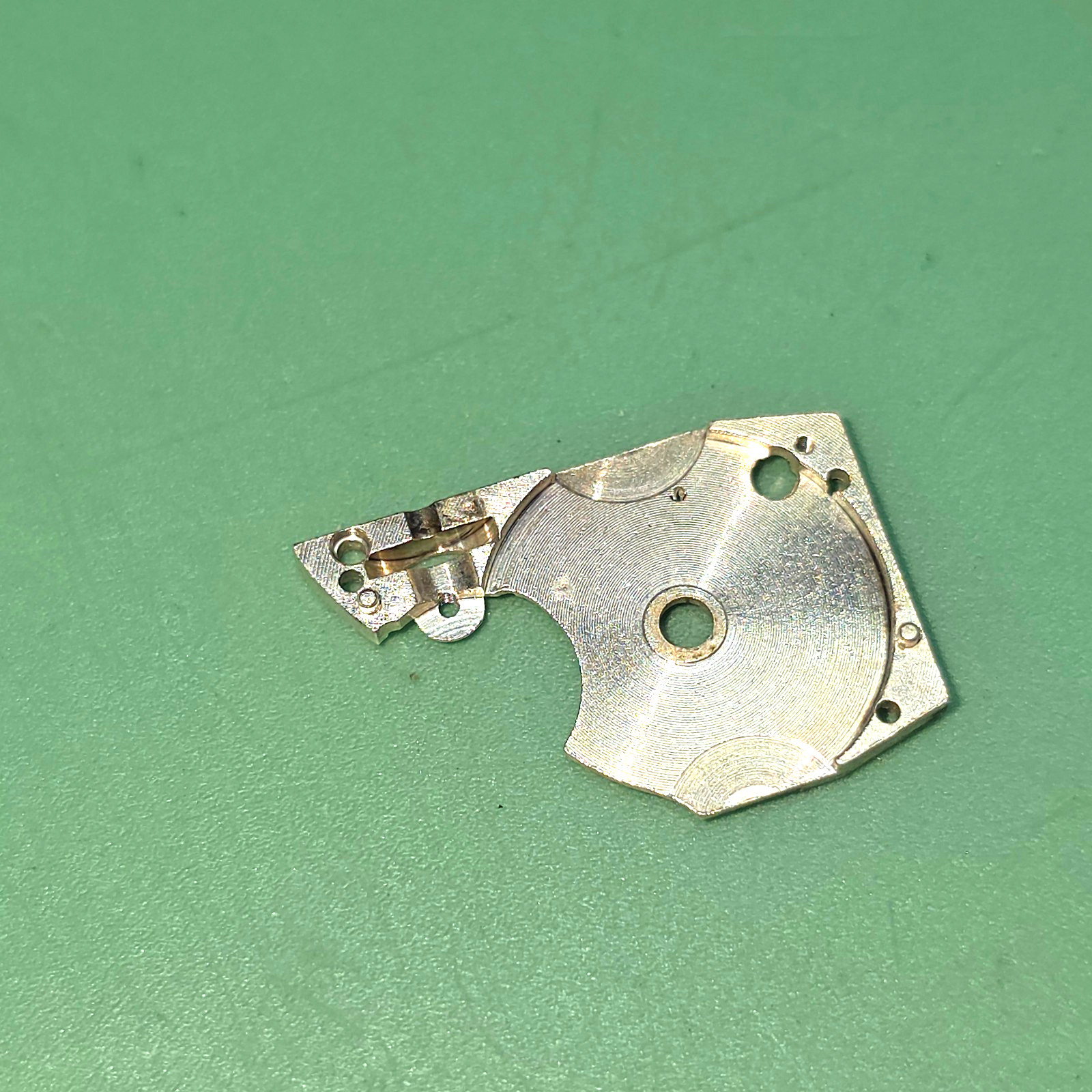 Barrel Bridge Font Cal. 52 Watch Part / W70
