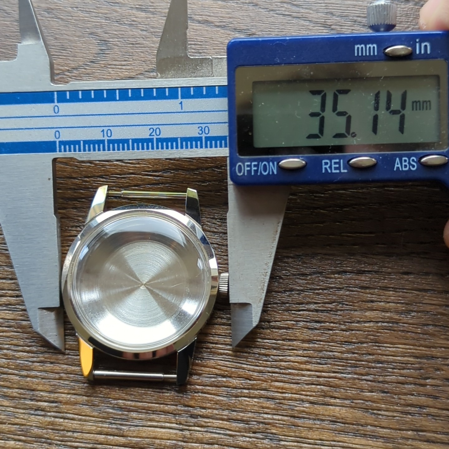 1960s Swiss Steel Waterproof Watch Case 33mm For Movement Rehoming (WD)