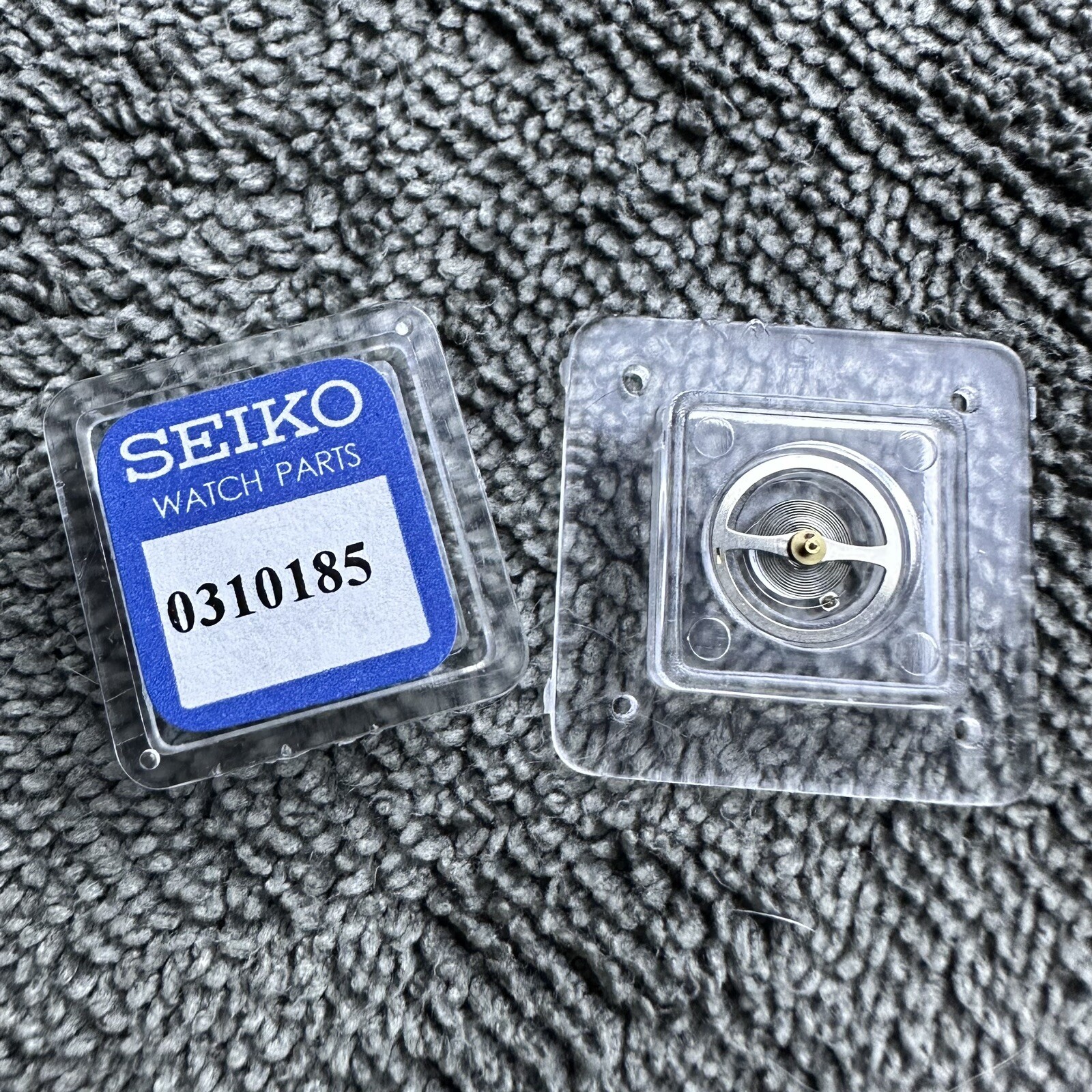 GENUINE ORIGINAL BALANCE COMPLETE WITH STUD SEIKO 4R57 6R15 A B C D / 0310185