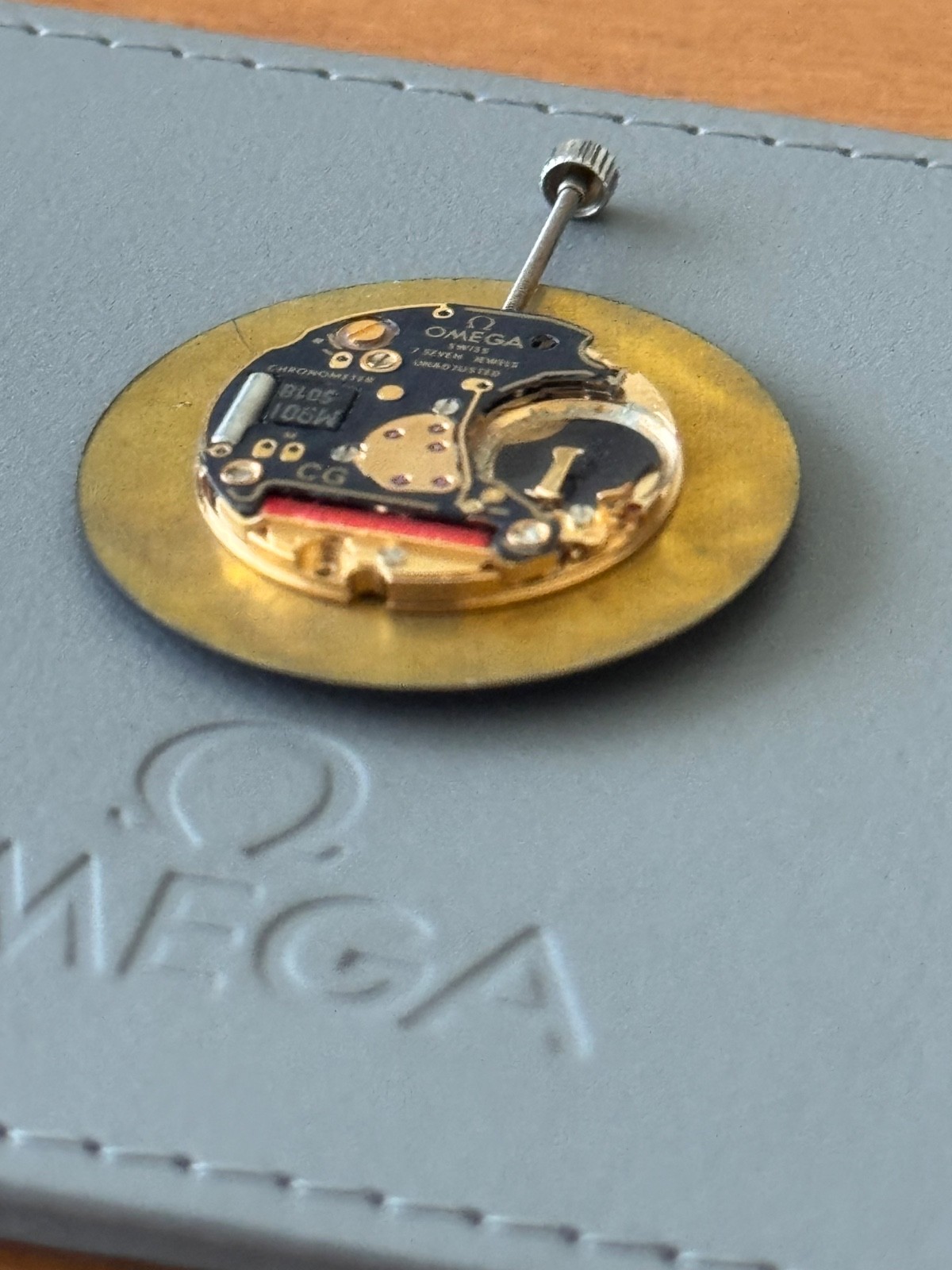 Omega 1427 Quartz Movement – Not Tested – Selling for Parts
