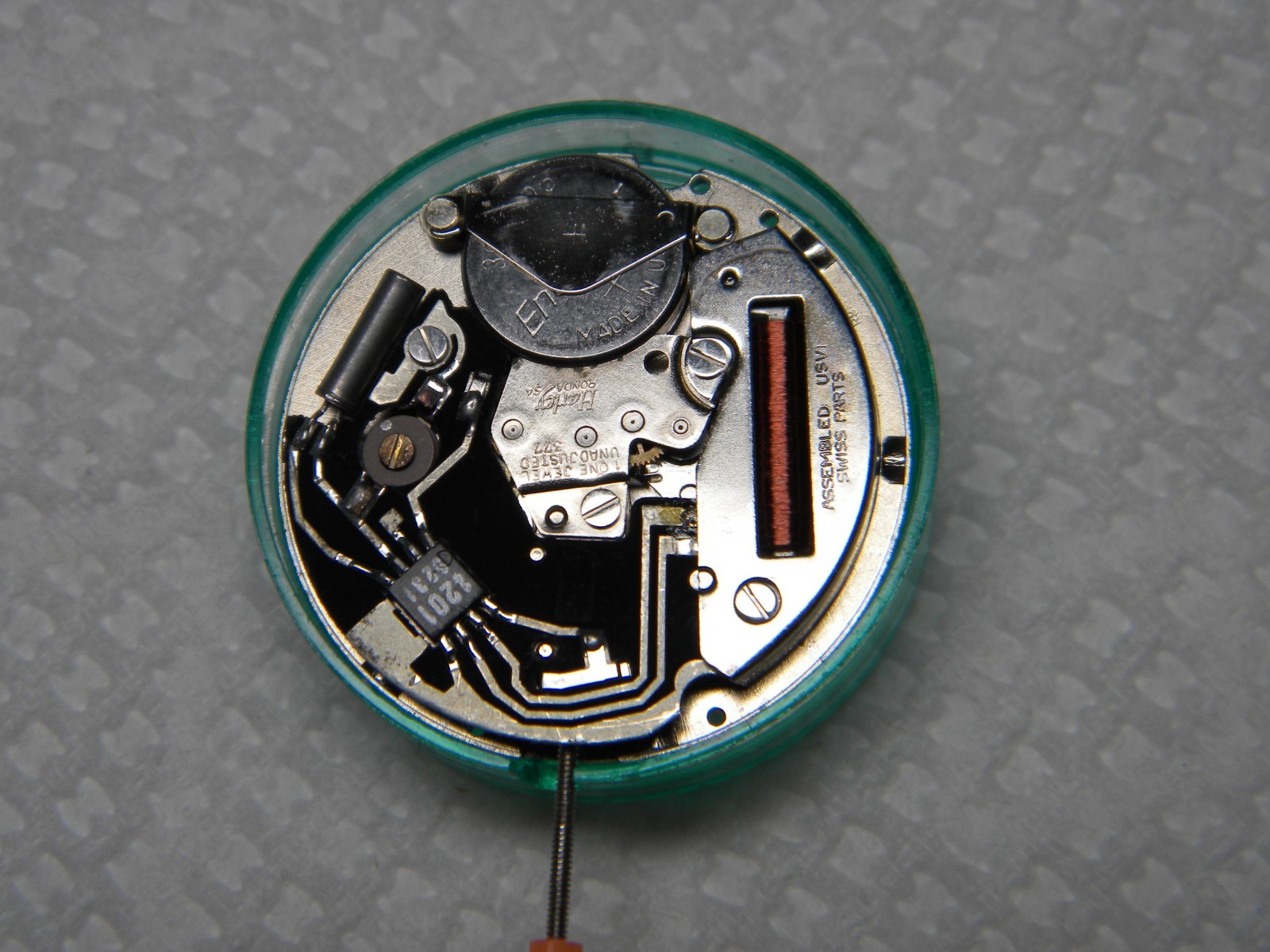 Harley Ronda 377 Quartz NOS Wrist Watch Movement with Day/Date Running for Parts