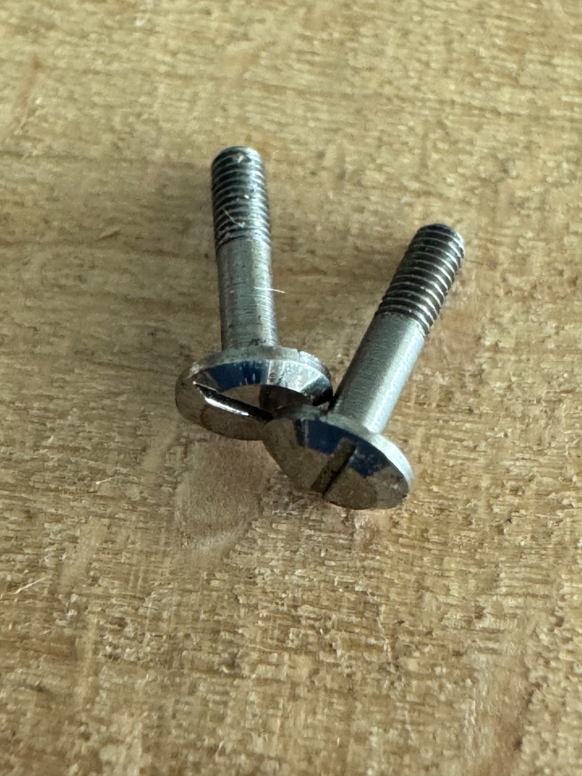 VINTAGE 16 SIZE HAMILTON CASE SCREWS 2 PIECES!