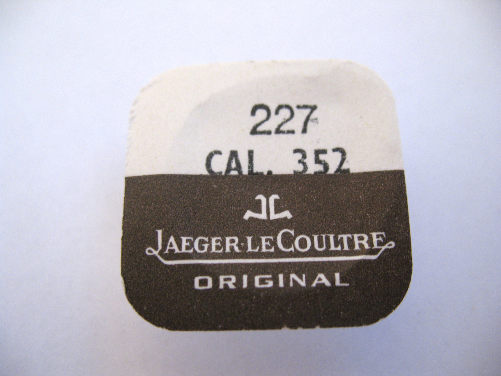 JAEGER LE COULTRE,JLC 352,353 ASSORTED NEW OLD STOCK MOVEMENT PARTS