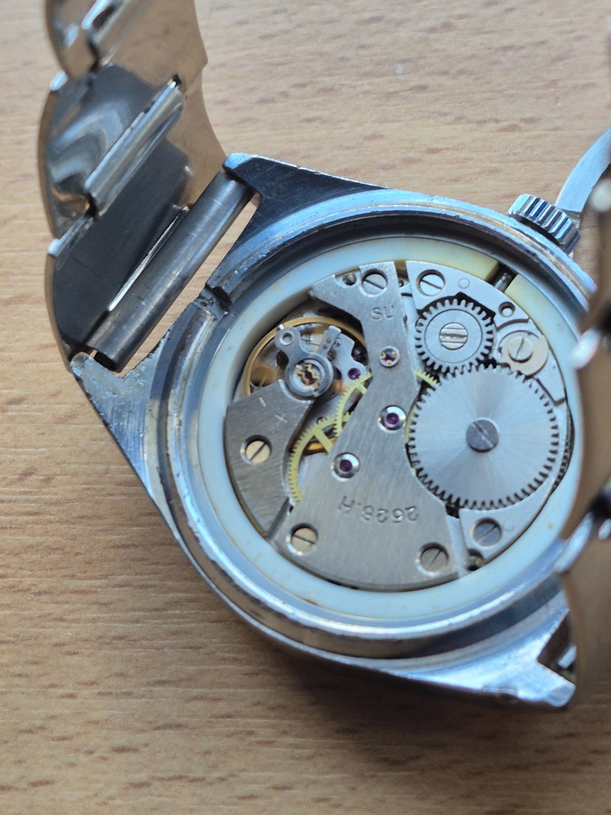 VINTAGE SOVIET LARGE WATCH RAKETA 2628.X WITH BLACK DIAL AND CALENDAR 1975-1985