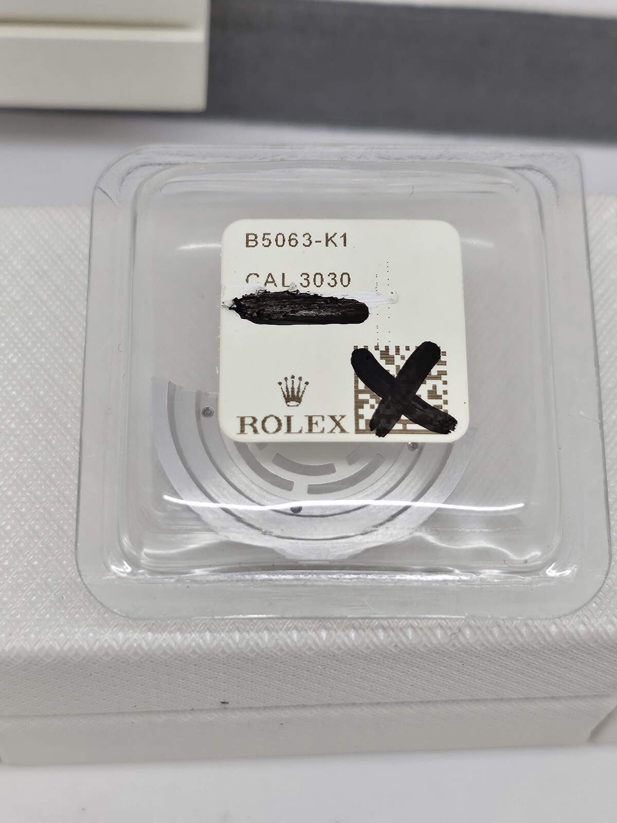 Rolex Oscilating weight , Caliber 3030- 5063 , New old Stock