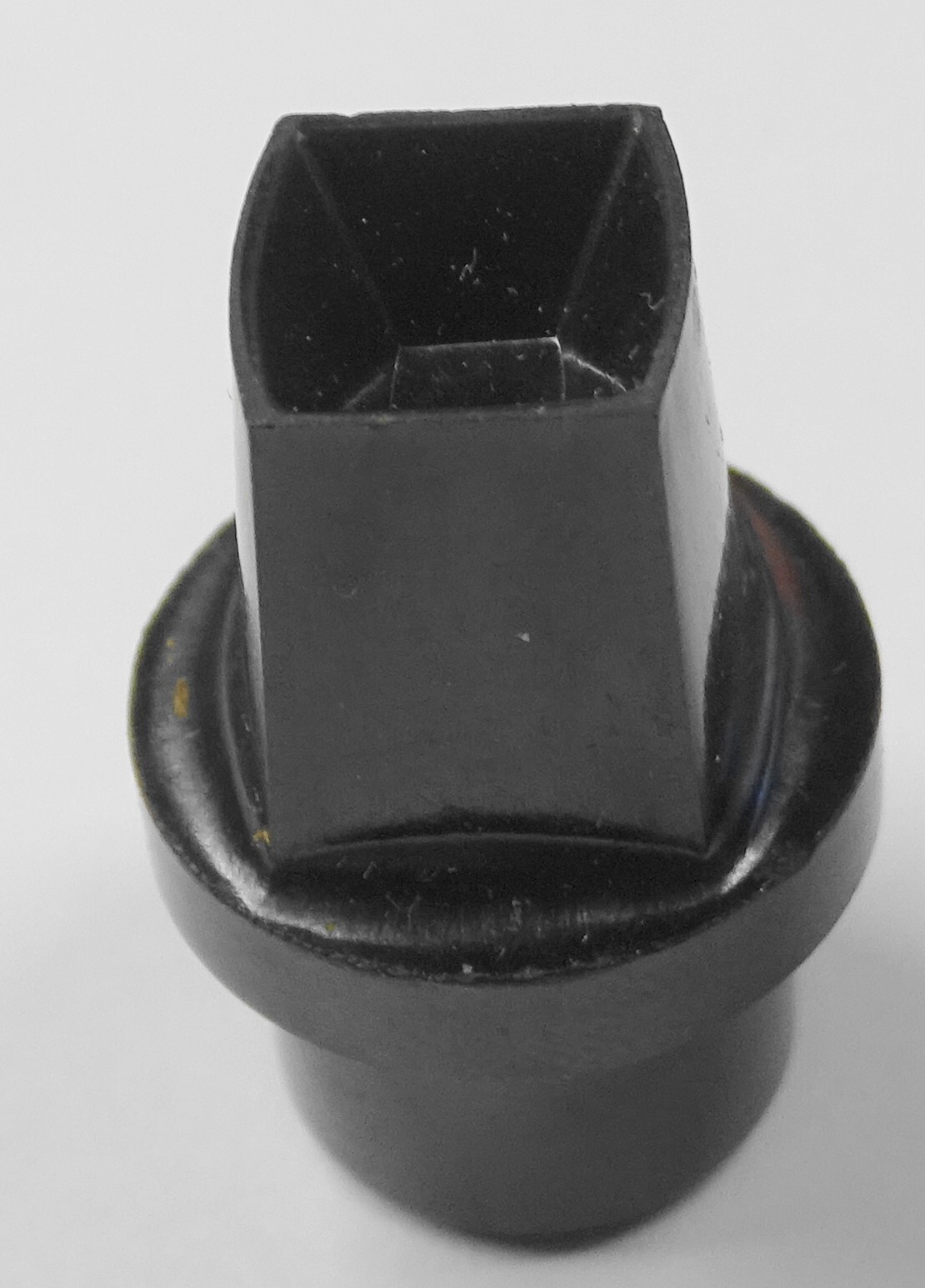 Robur Block 11 X 11 Mm Glass Barrel Base Plate In Bakelite