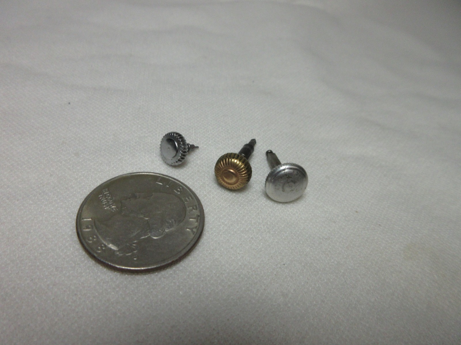 VINTAGE LOT OF POCKET WATCH CROWNS WATCHMAKERS REPLACEMENT PART #3