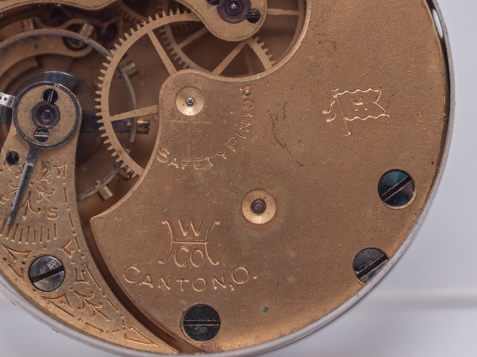1893 – Hampden 110 H Flag Lever Set 16s 11j Pocket Watch Movement – Runs AS-IS