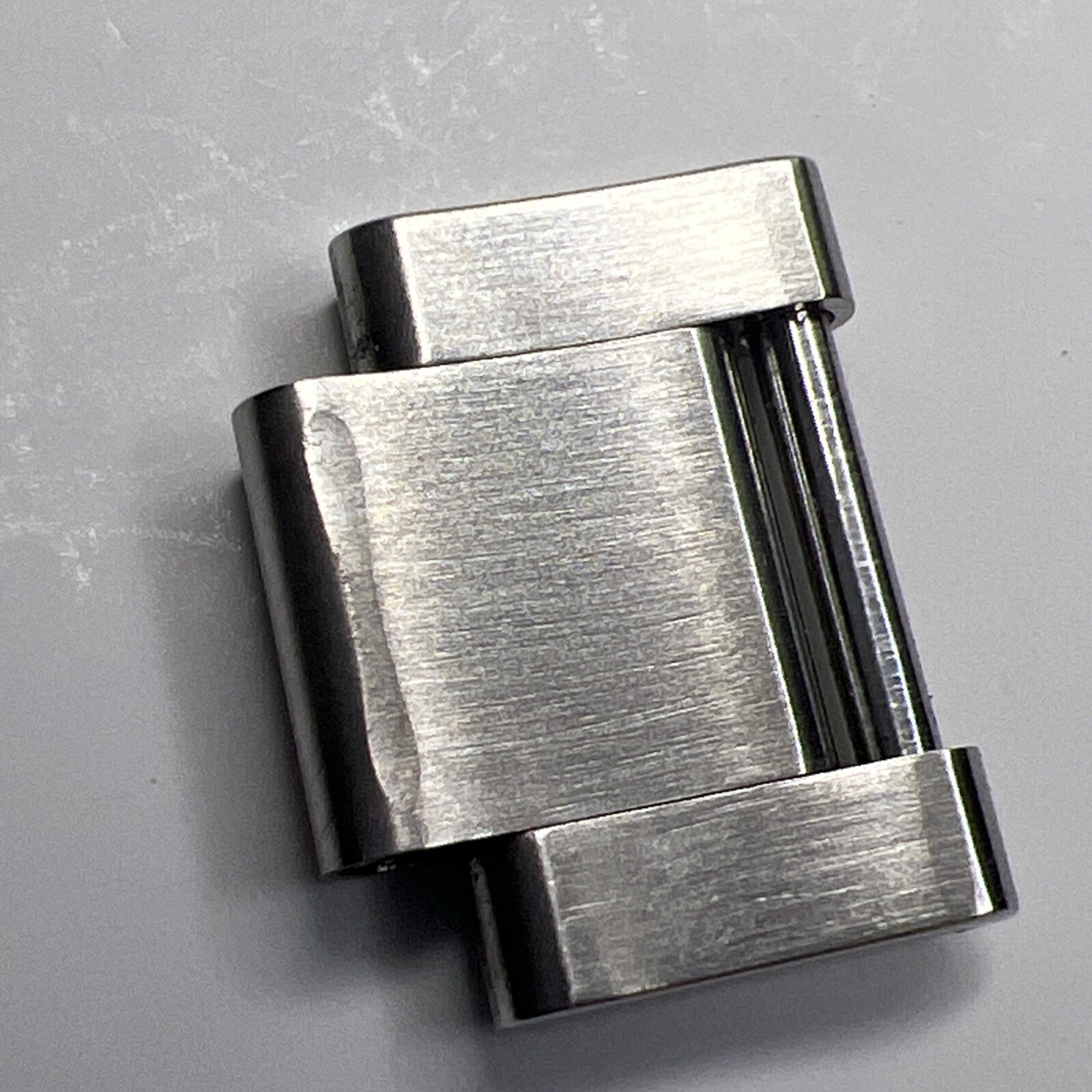 Authentic ROLEX 15.5mm Stainless Steel Oyster Link & Screw For 114270 Explorer
