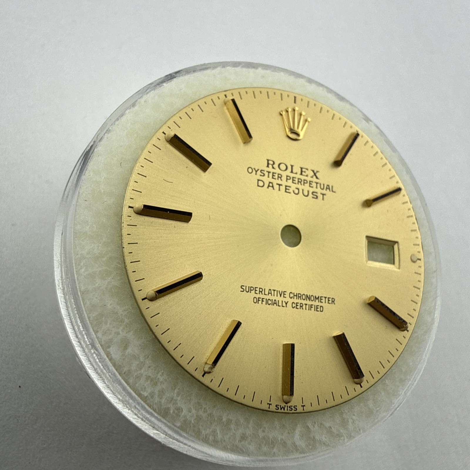 Genuine Rolex Oyster Perpetual Datejust 36mm Dial Champagne Gold 16233 16013