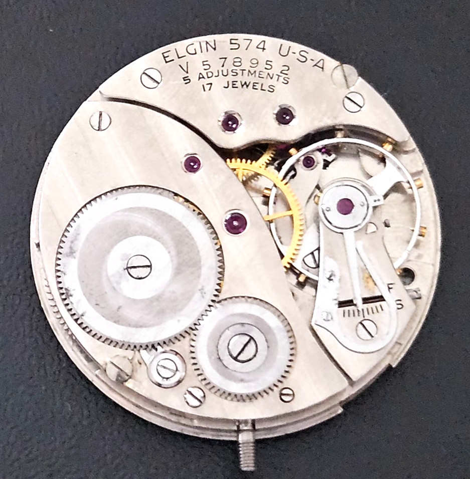 ELGIN 574 16s 17J Watch Movement (REMOVED FROM GOLD CASE) lot66