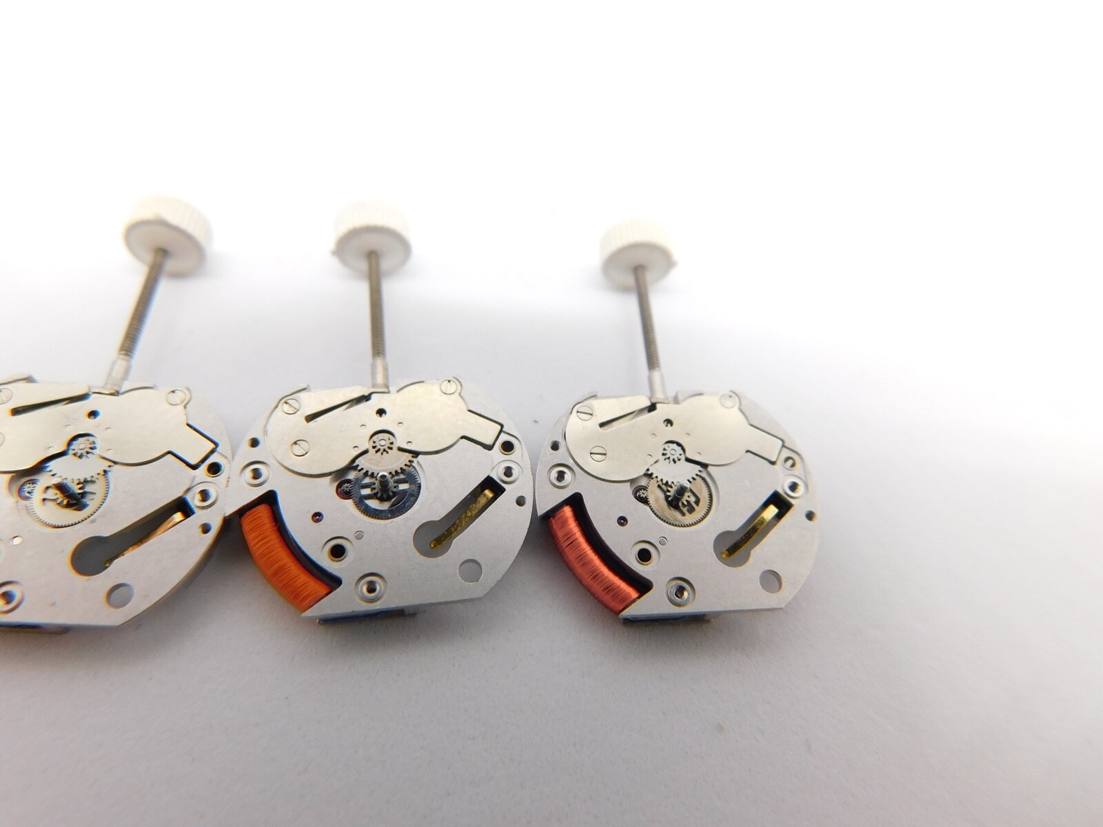1 x defect cartier quartz movement cal 057 not working parts repair complete .