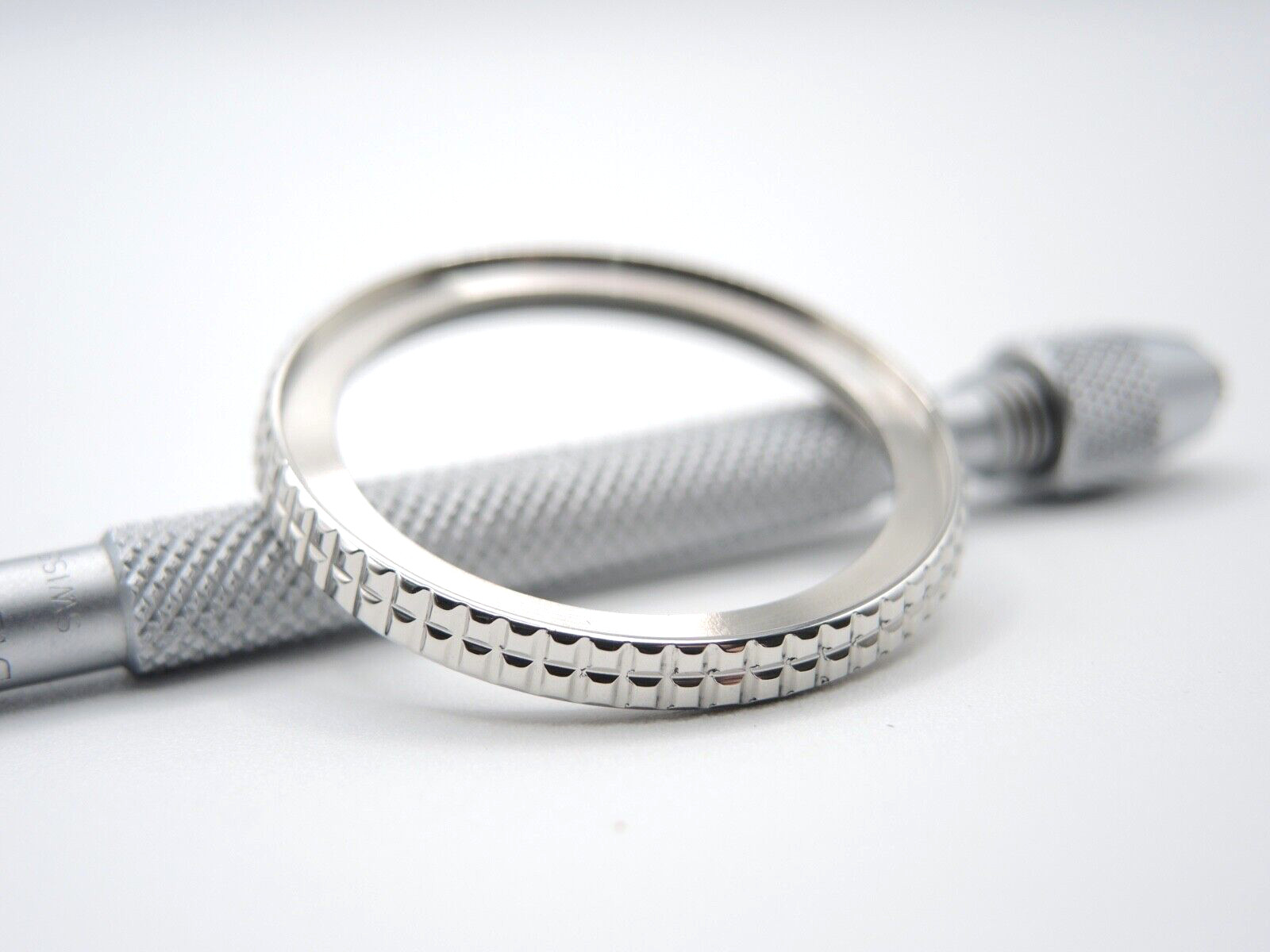 NEW STAINLESS CLASSIC STYLE ROTATING BEZEL W/ GASKET MEDIUM DIVERS SKX013/SKX015