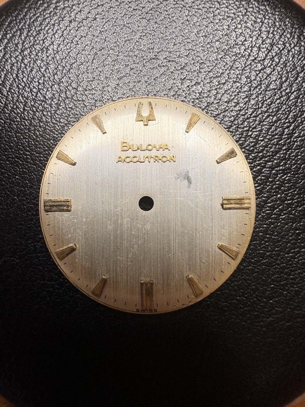 Vintage Bulova Accutron 214 Linen Dial Gold Indices Silver 28mm Restoration