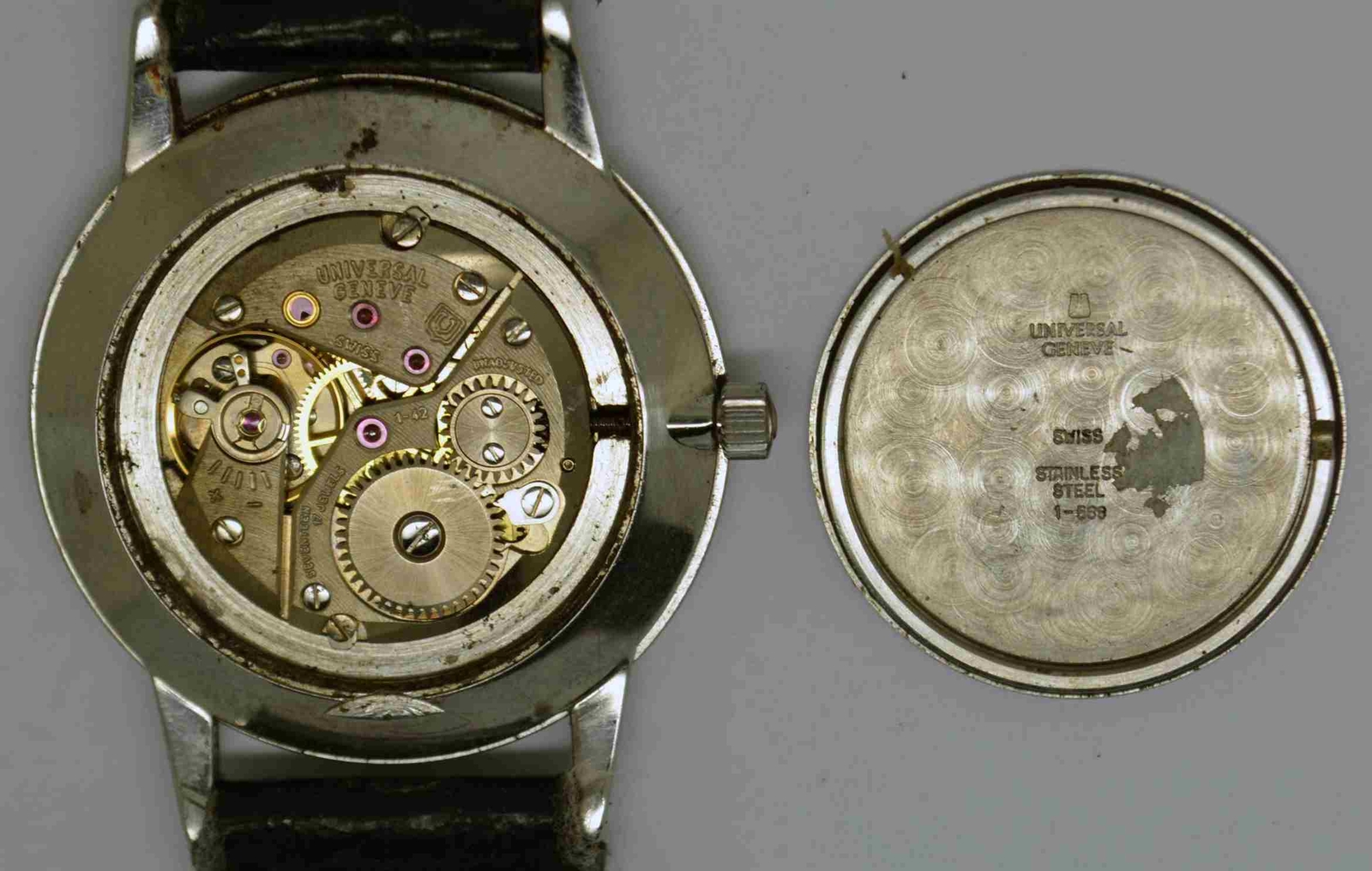 VTG UNIVERSAL GENEVE Manual Wind Steel Wristwatch. Ref: 1-568, Cal: 1-42