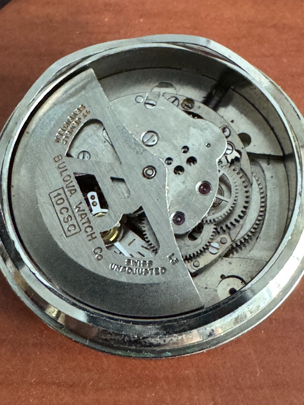 VINTAGE MEN’S BULOVA AUTOMATIC WRISTWATCH MOVEMENT CAL. 10CSC RUNS GREAT 17J!