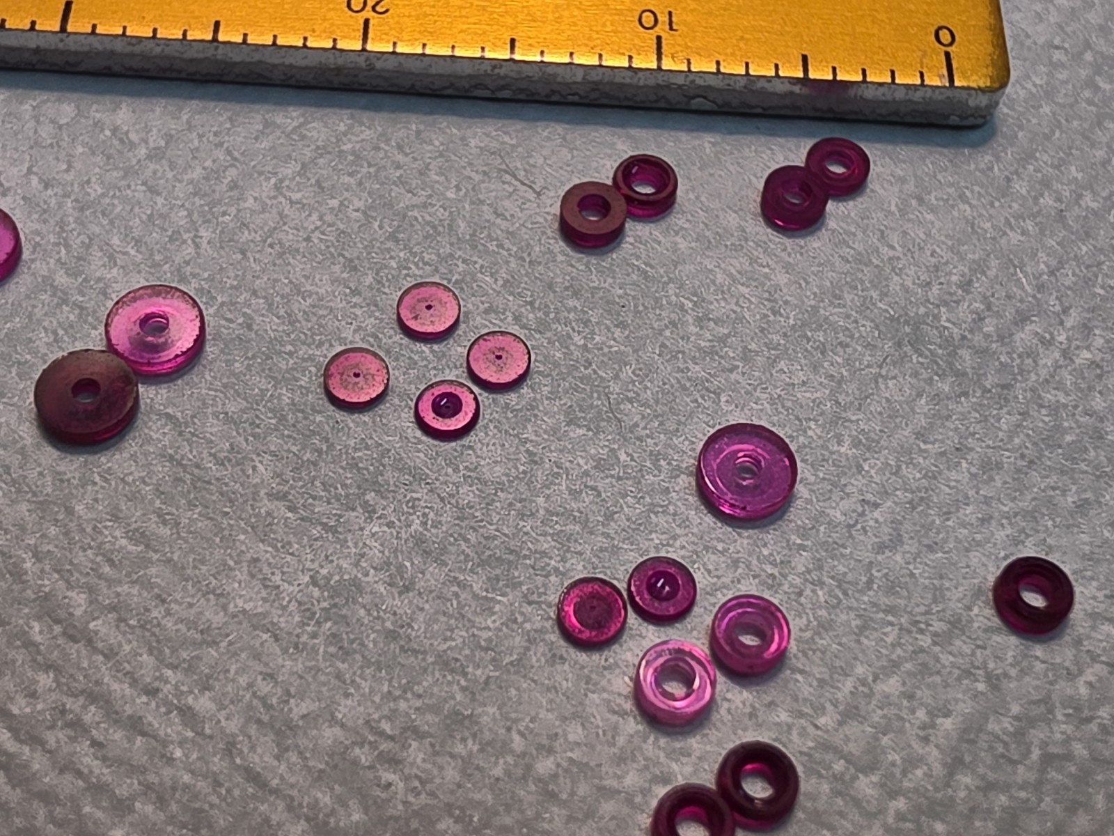 Lot Of 24 Mixed Pocket Watch Or Wristwatch Unset Hole Jewels Parts Spares
