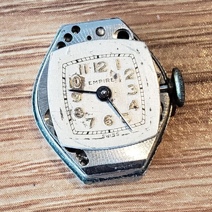 Vintage Empire Landau KOT Watch 7 Jewel Swiss Movement Anchor Case Back WP1