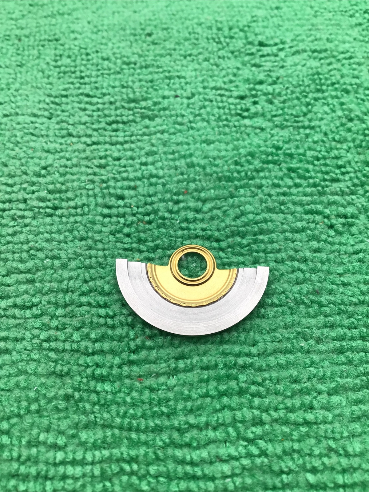 Sellita Oscillating Weight Rotor, 26 Jewels, 2 Tone, Swiss Made