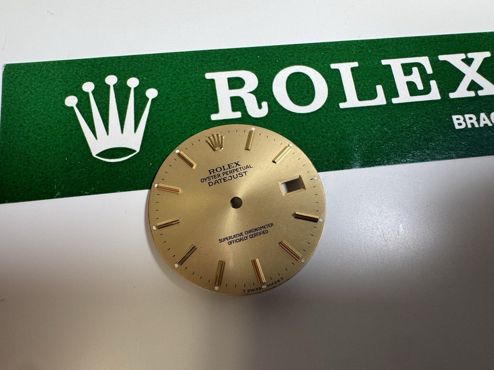 genuine rolex oyster perpetual date just 14 kt gold hour marks chronometer dial