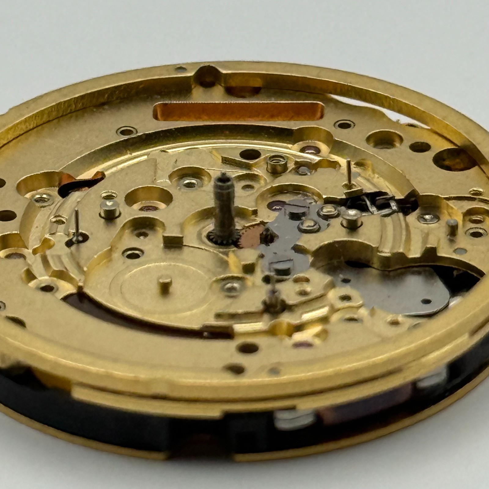 Ronda 5040.D Watch Movement Quartz Swiss R9 13 Jewels Parts Repair Spares 28.5mm