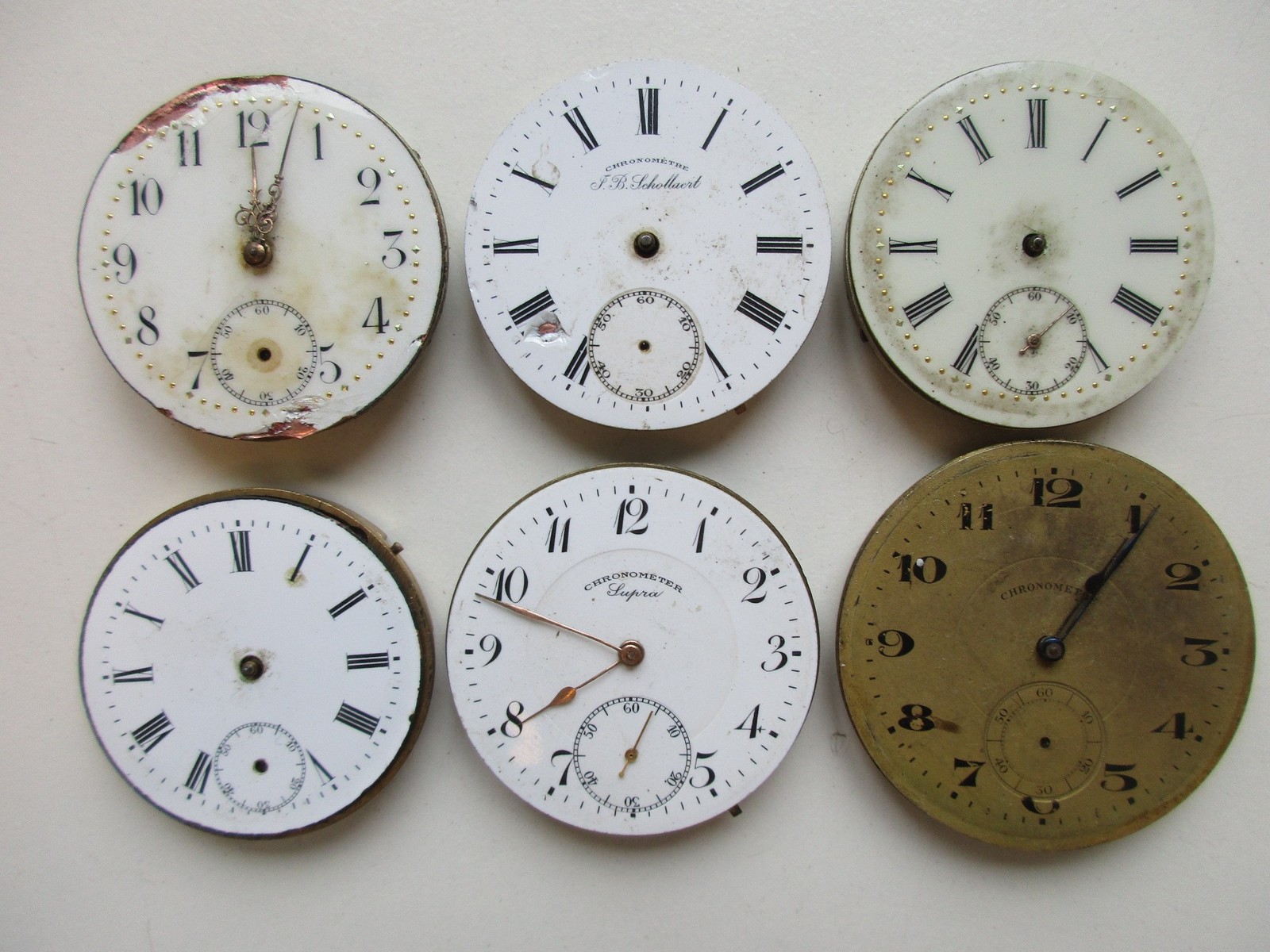 Pocket vintage watch movements – ø 40.5 – 43.2 mm – for use of parts