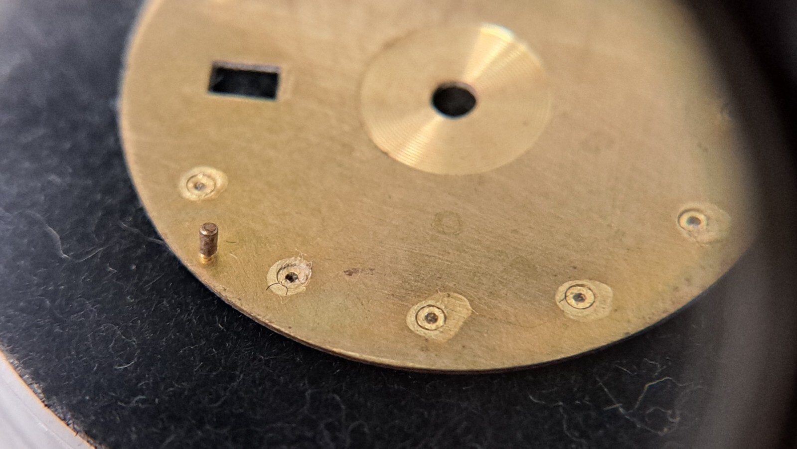 Genuine Vintage Rolex DIAL BLUE MOTHER OF PEARL GOLD Diamonds DAY DATE 28.5mm di