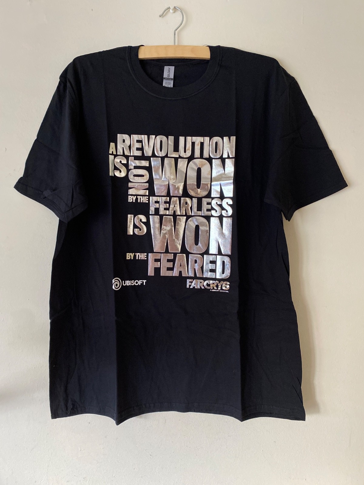 T-Shirt – REVOLUTION – Size XL – Black Color