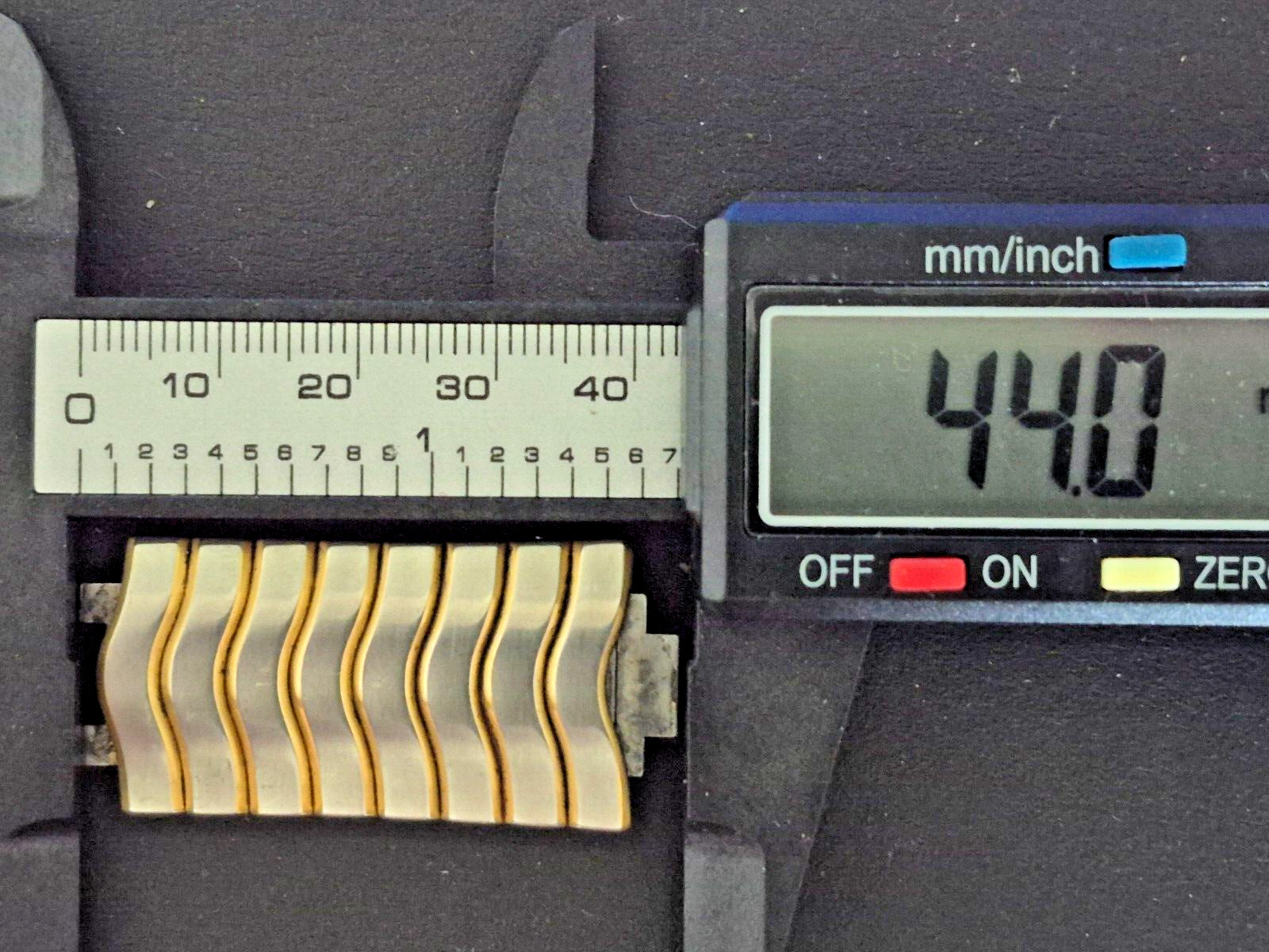 EBEL Classic Wave 8 Link Steel & Gold Segment for bands found on 21mm lug cases