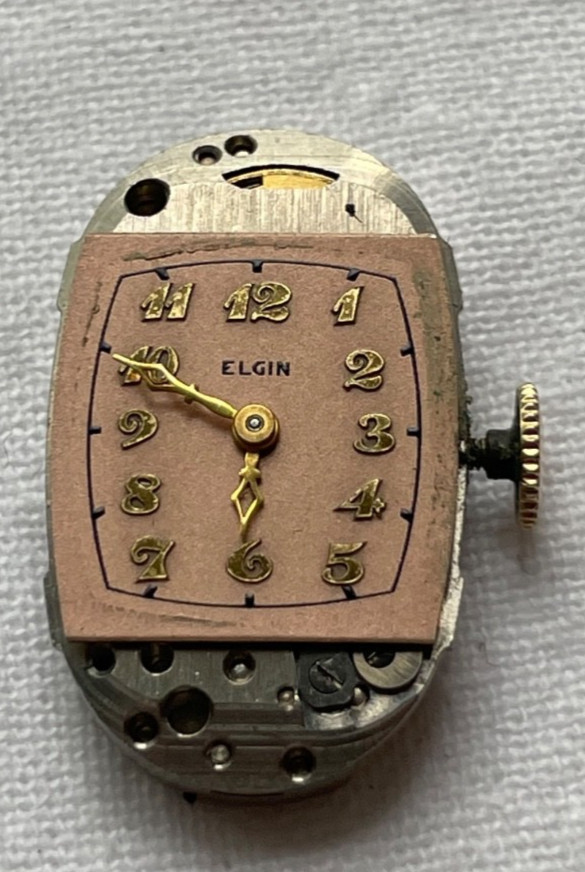 Elgin 541 Salmon dial – movement for ladies watch RUNS, lot0807