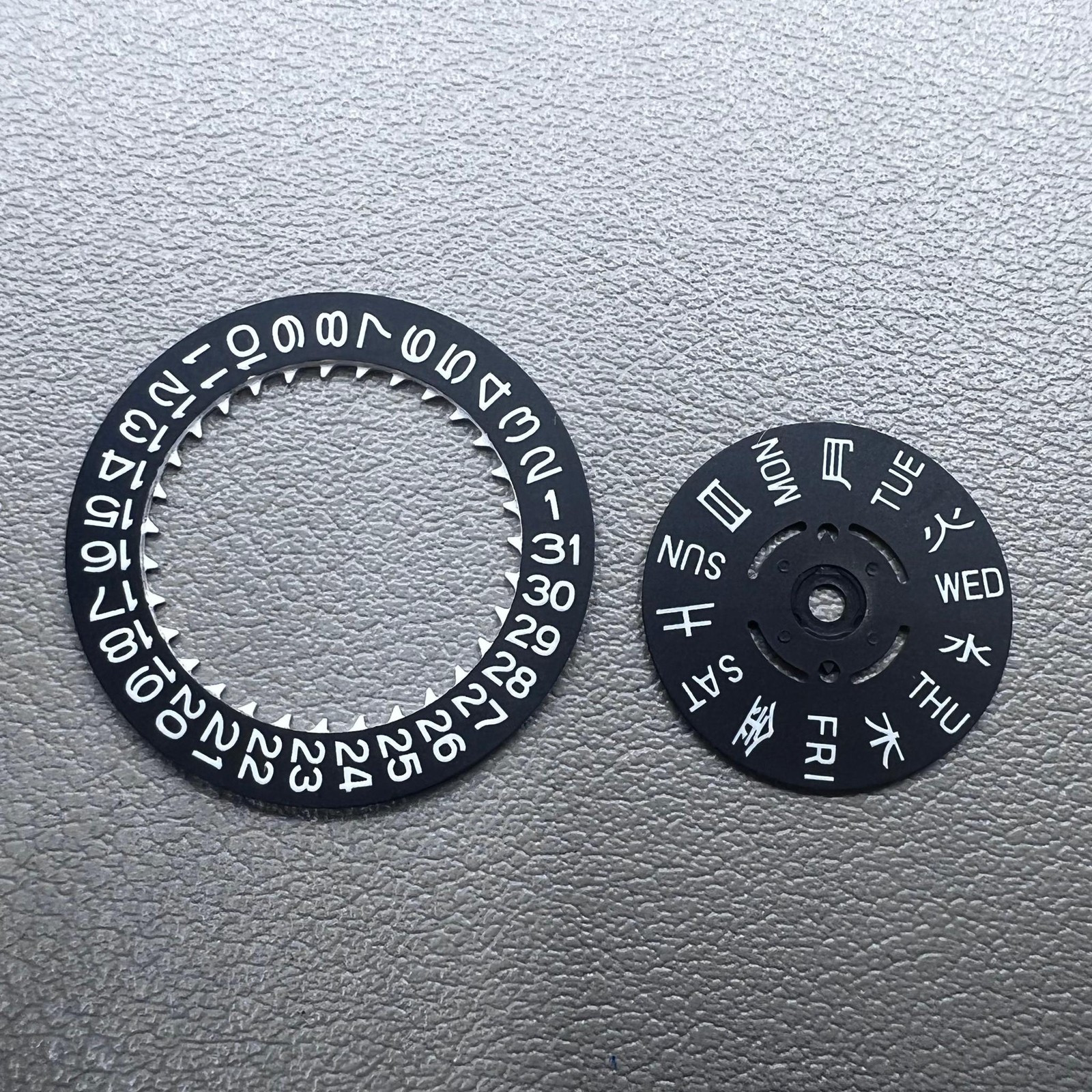 Green Lume Black Date Disk Wheel Week Wheel for Movement NH36 3.0 Position
