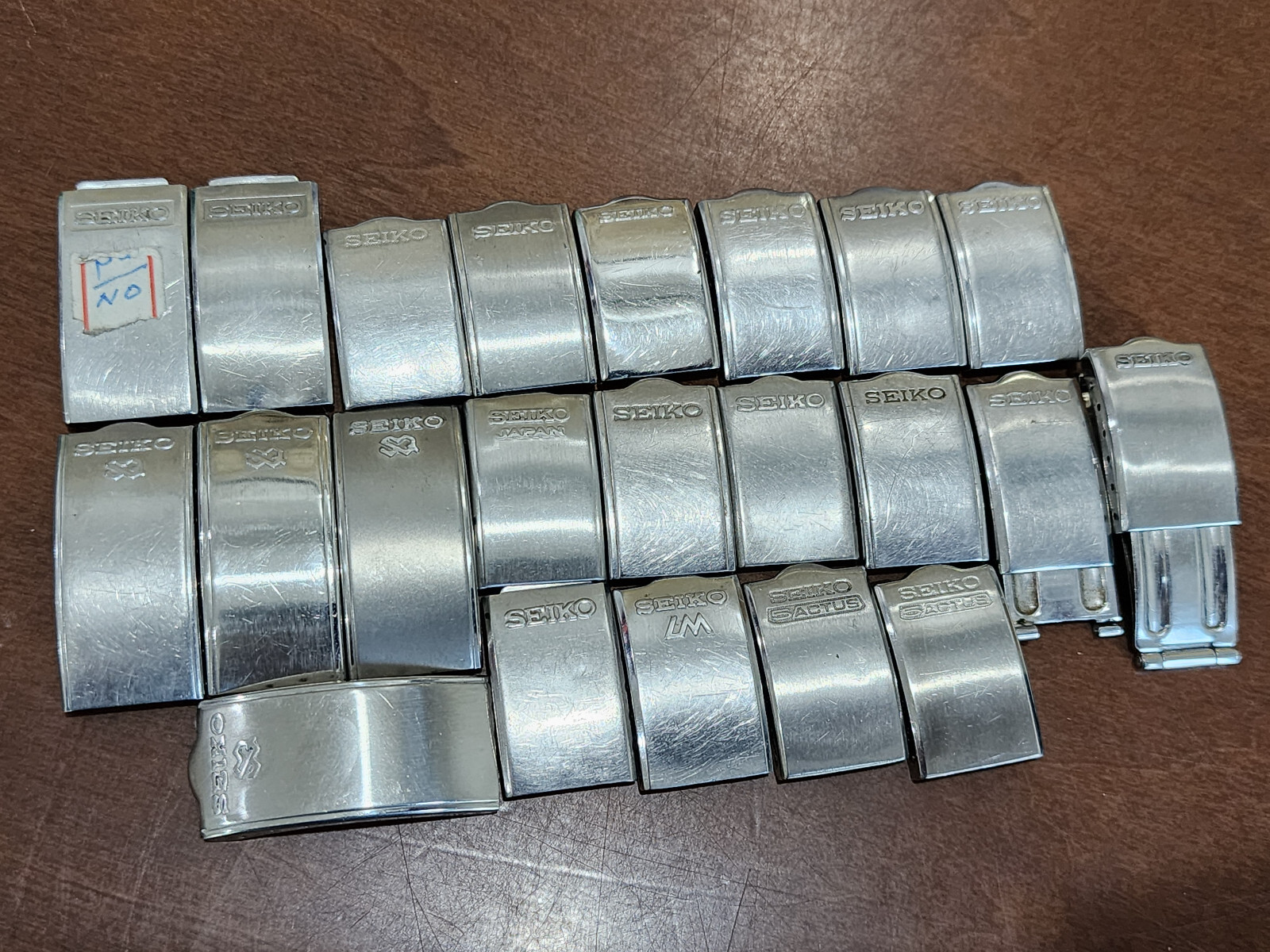 Lot Clap Buckle Seiko LM Lord matic Actus SQ Stainlesss Steel for parts.