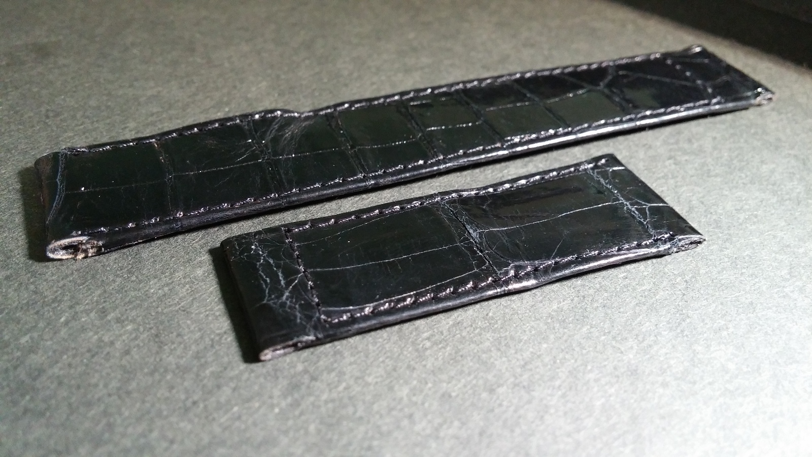 Original Must de Cartier Band 17/16mm SHINY BLACK Crocodile, for DEPLOYMENT BUCK
