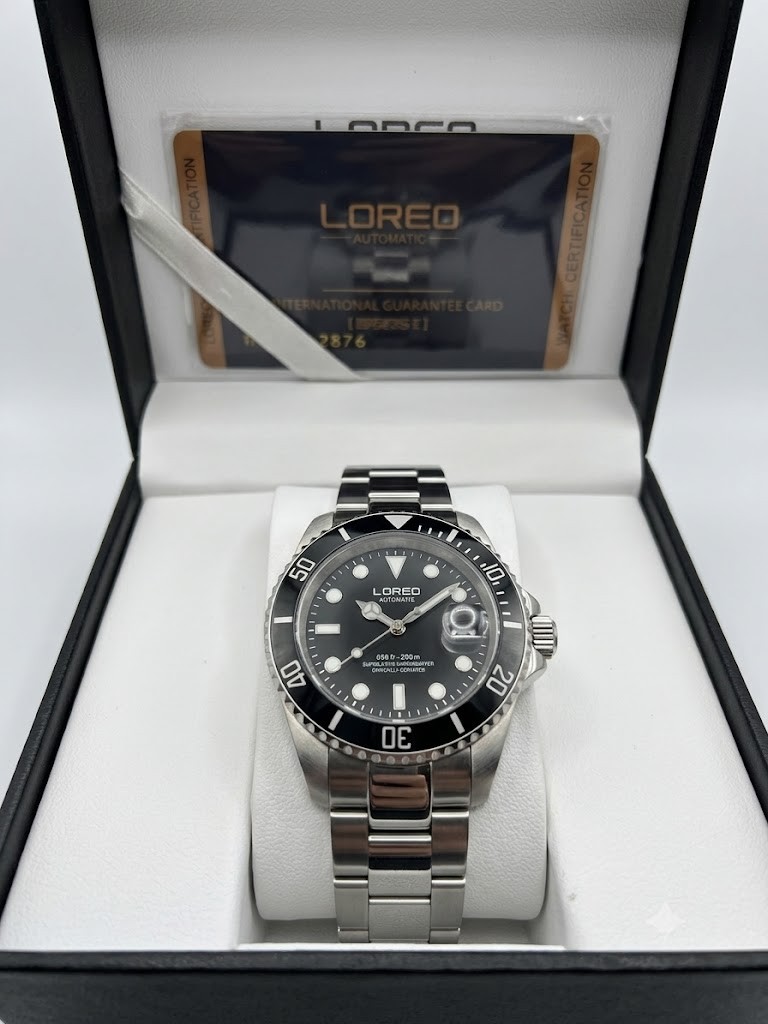 LOREO Mens Automatic Mechanical Watch Black Dial Stainless Steel Diver 200M