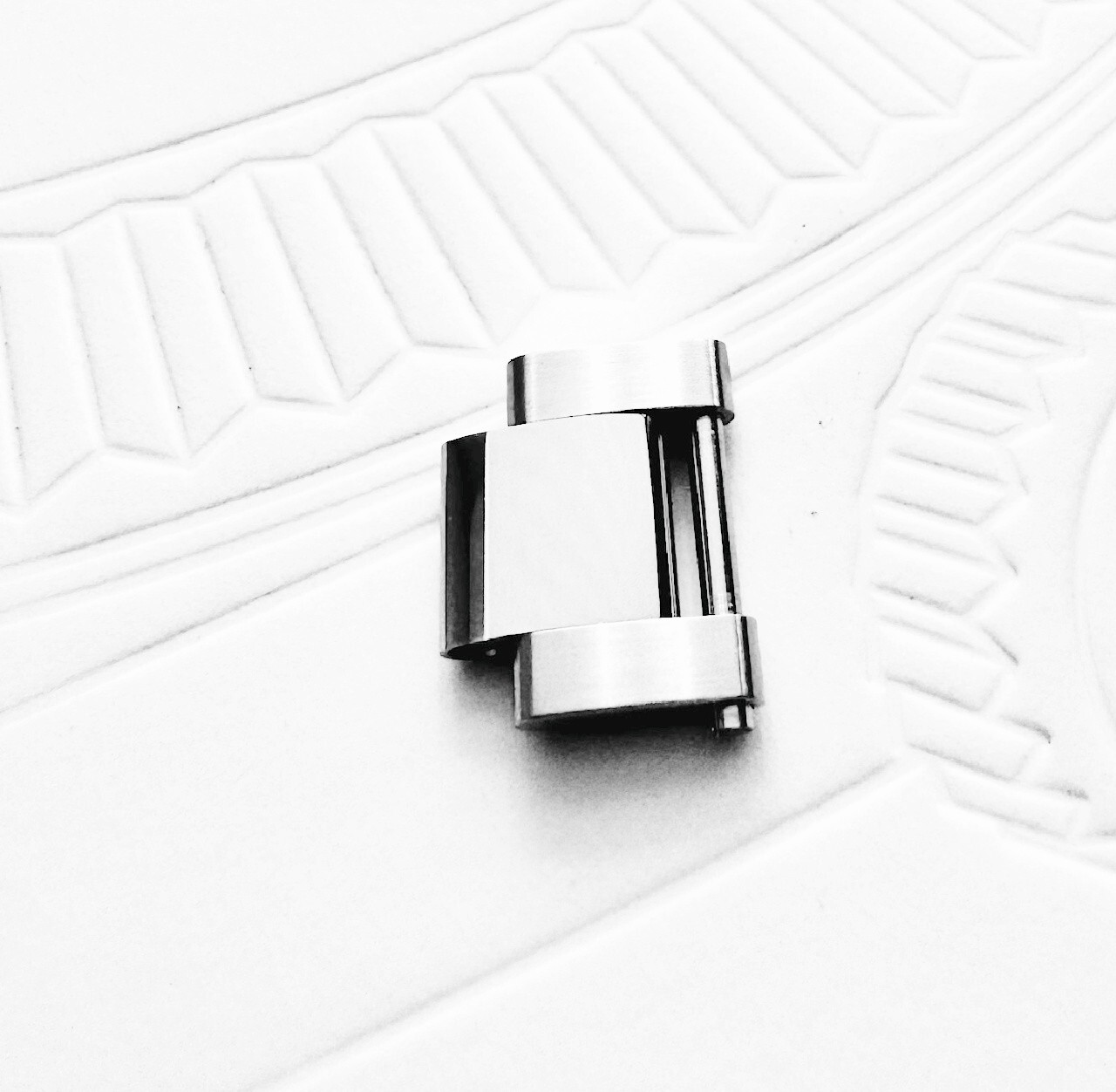Genuine ROLEX Stainless Steel New Style 15.5mm Oyster Link 116622 126622