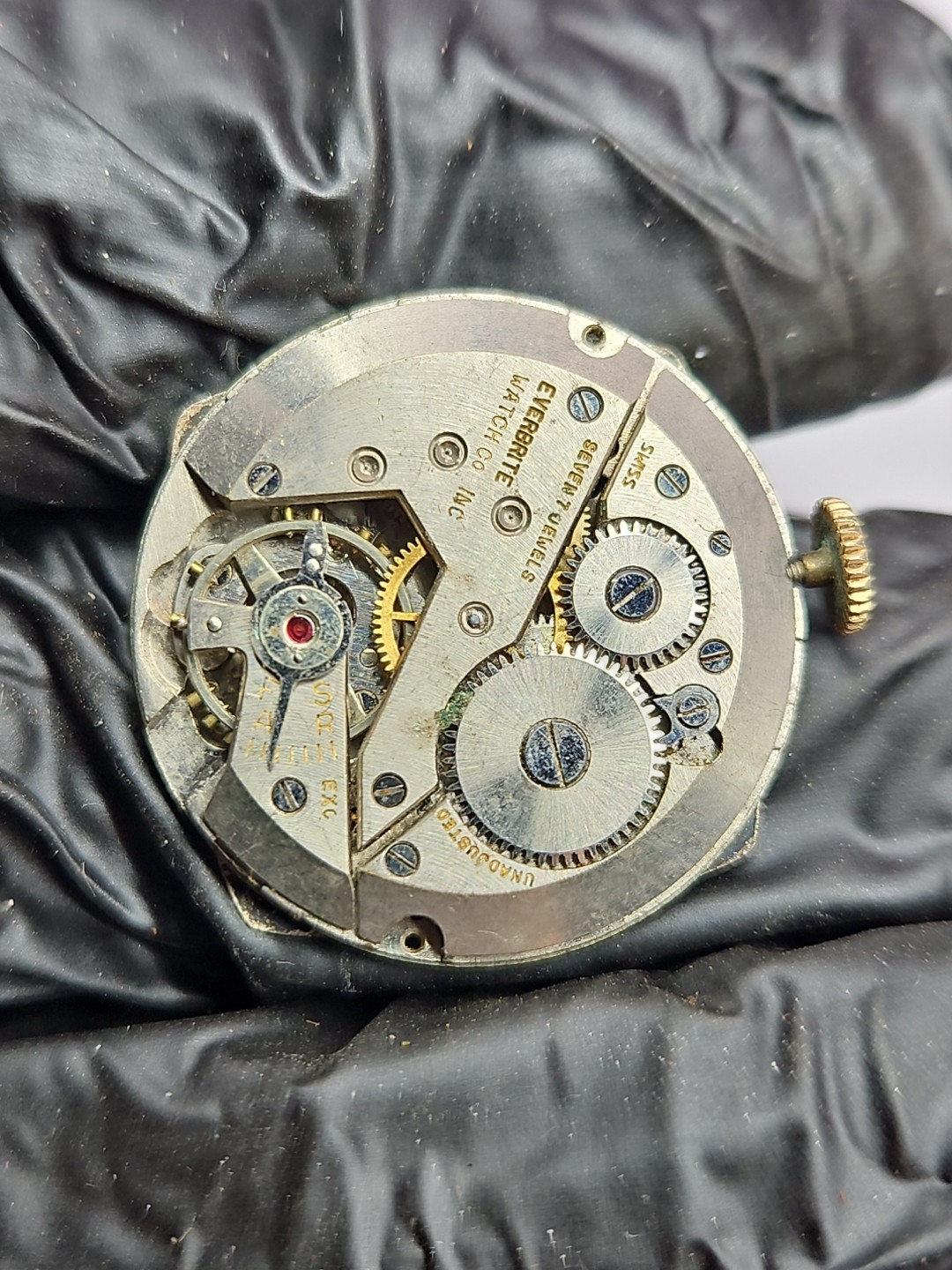 Art Deco Crosby Everbrite 7j Watch Movement Parts/Repair (R3)