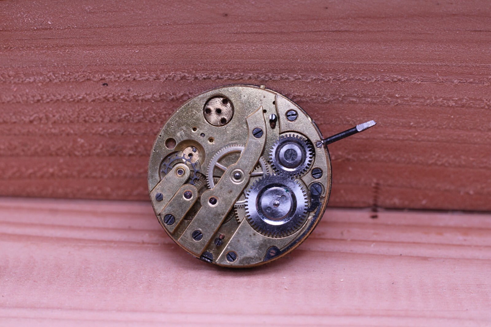 WW2 MILITARY SWISS POCKET WATCH MOVEMENT FOR REPAIR 40.5mm (GW)