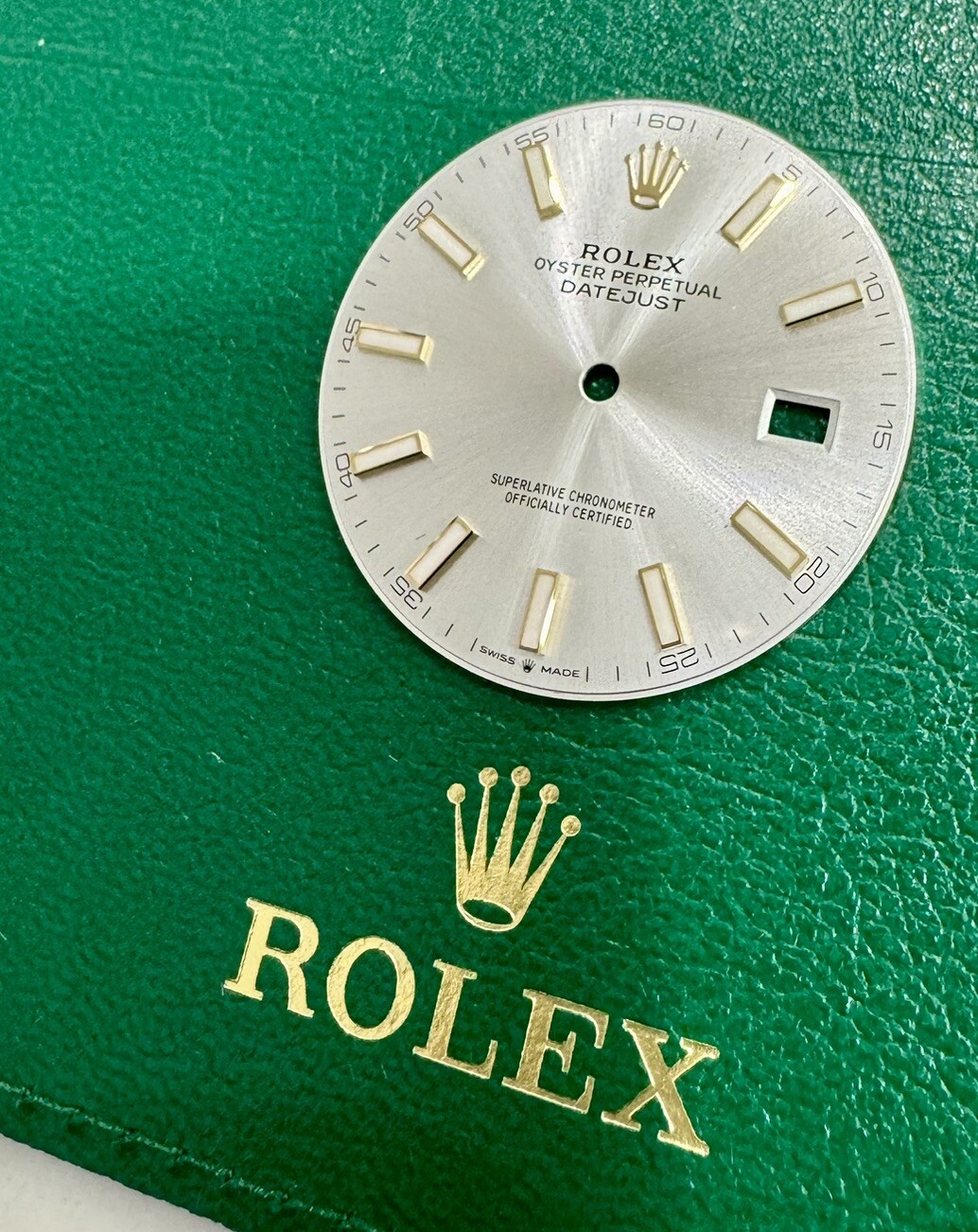 100% Original Rolex DateJust 41 Silver Dial Two Tone Gold 126333 126303 *MINT