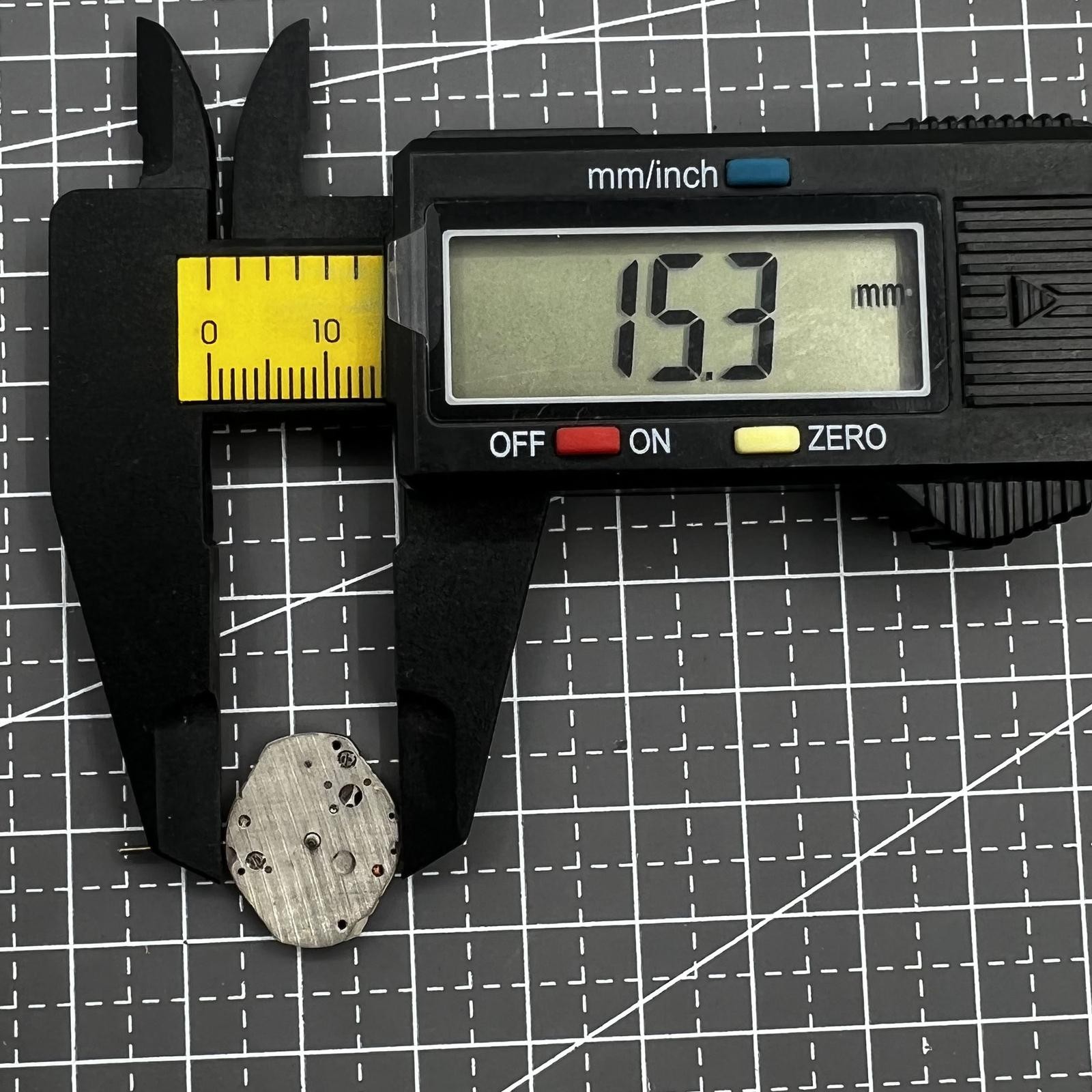 Seiko V253A Quartz Movement 2 Hands with Sub Second Hands Old Stock