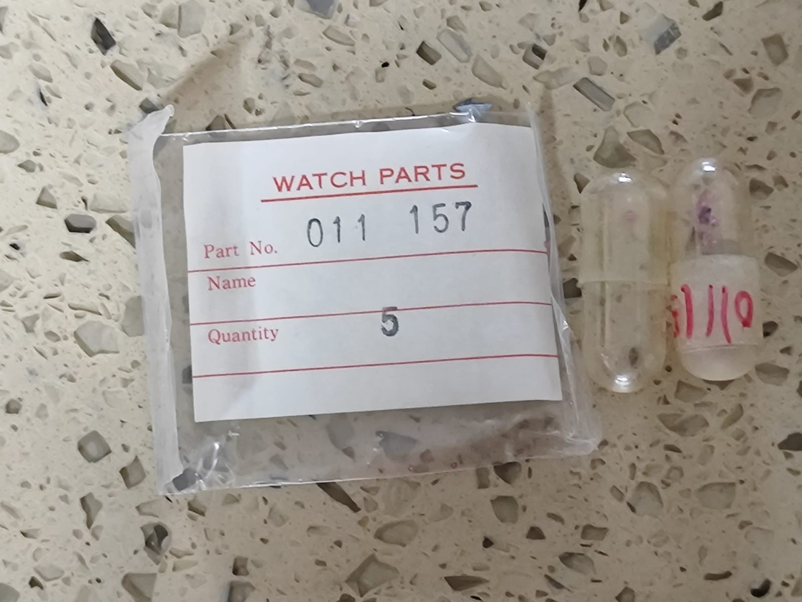 NOS LOWER HOLE JEWEL FOR TRANSMISSION WHEEL FOR SEIKOAUTOMATIC 011 157/ 158 LOT